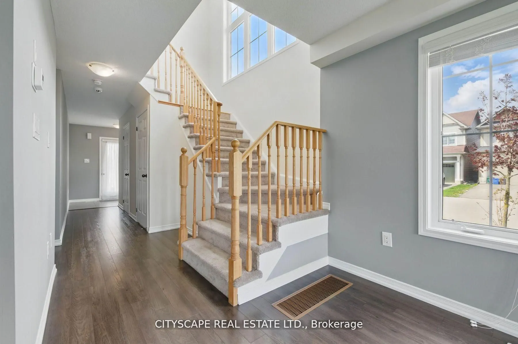 8485 Primrose Lane