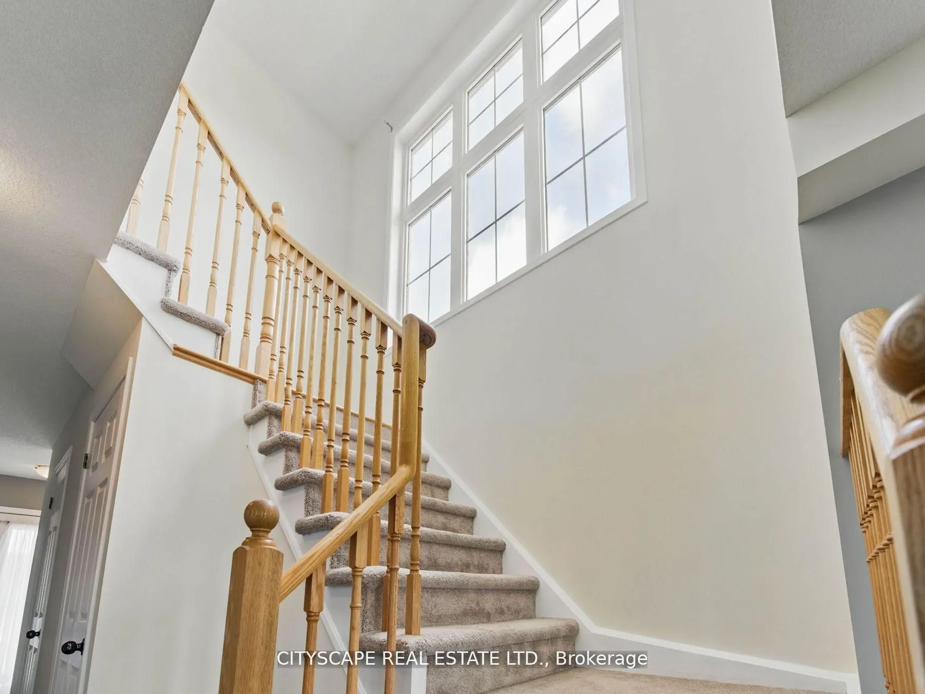 8485 Primrose Lane
