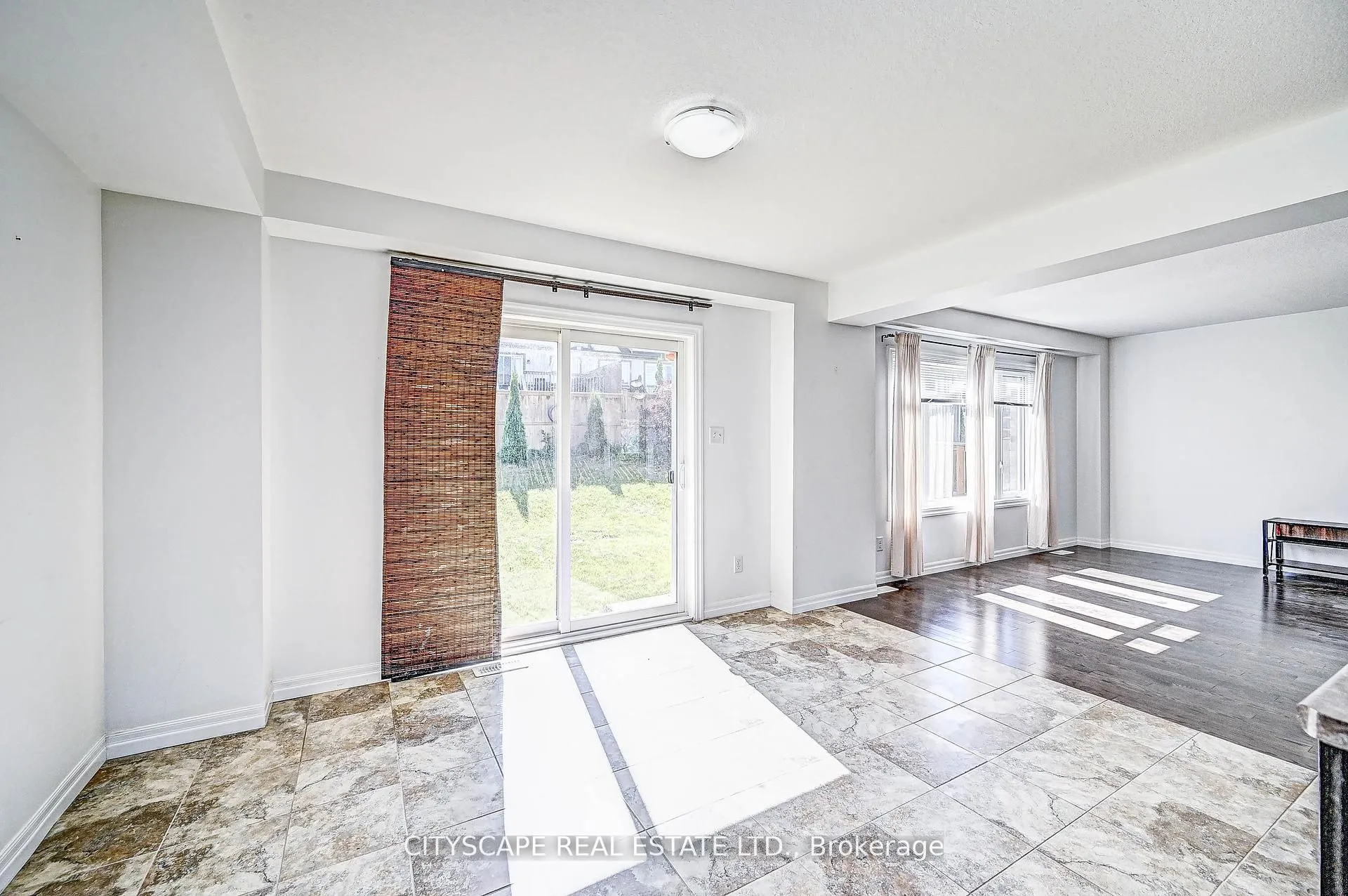 6 Castlebay Street