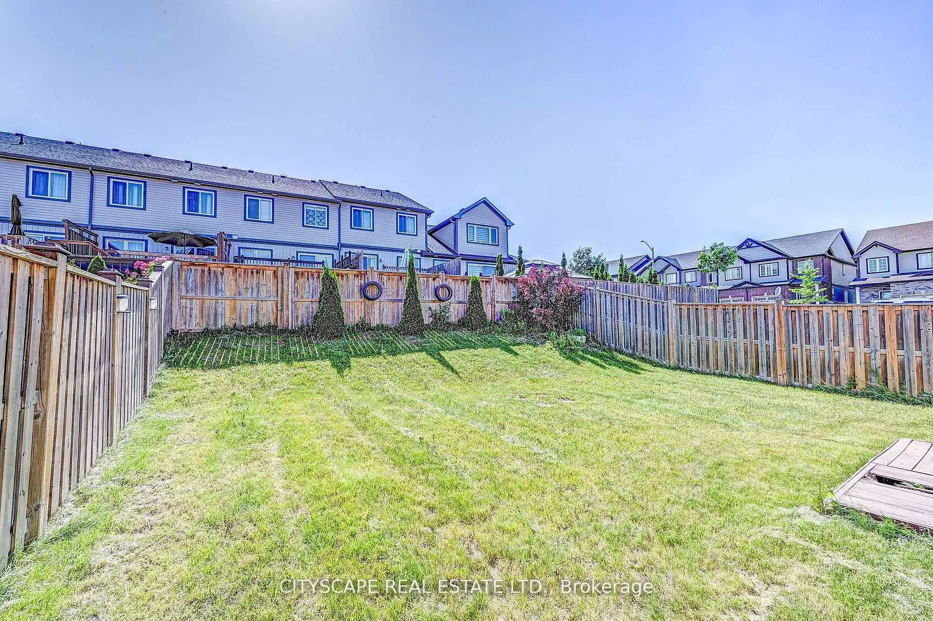 6 Castlebay Street