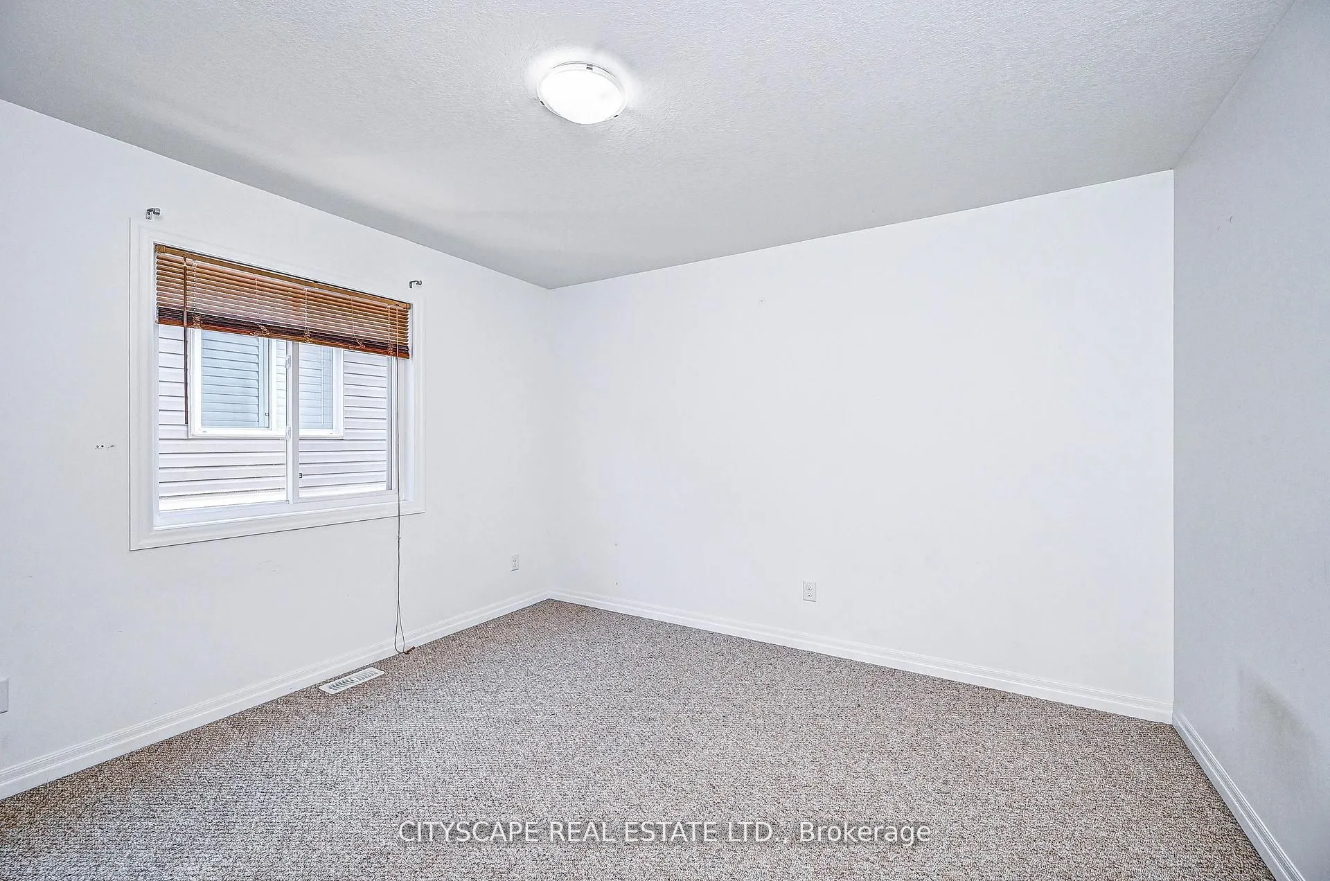 6 Castlebay Street