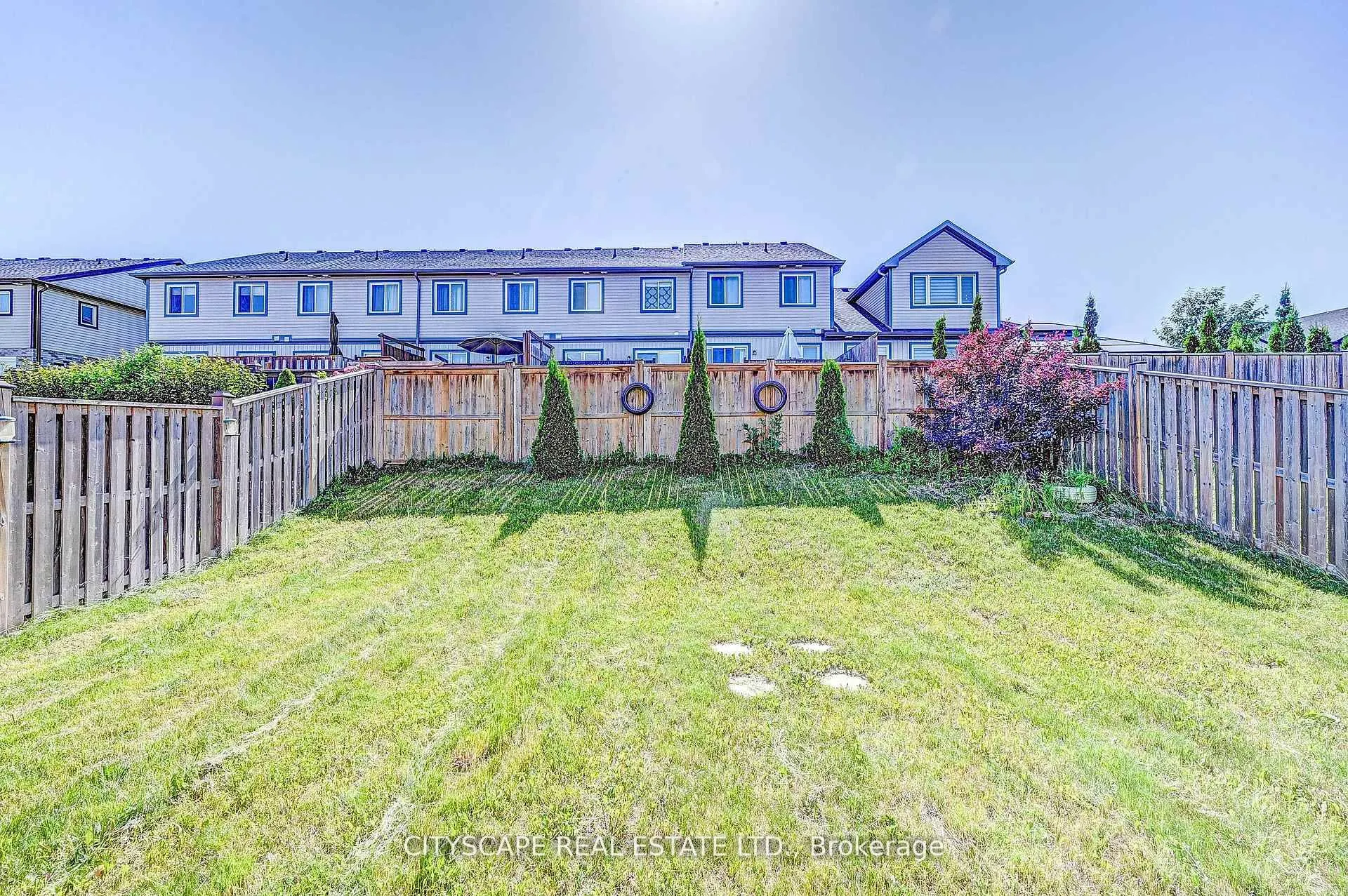 6 Castlebay Street