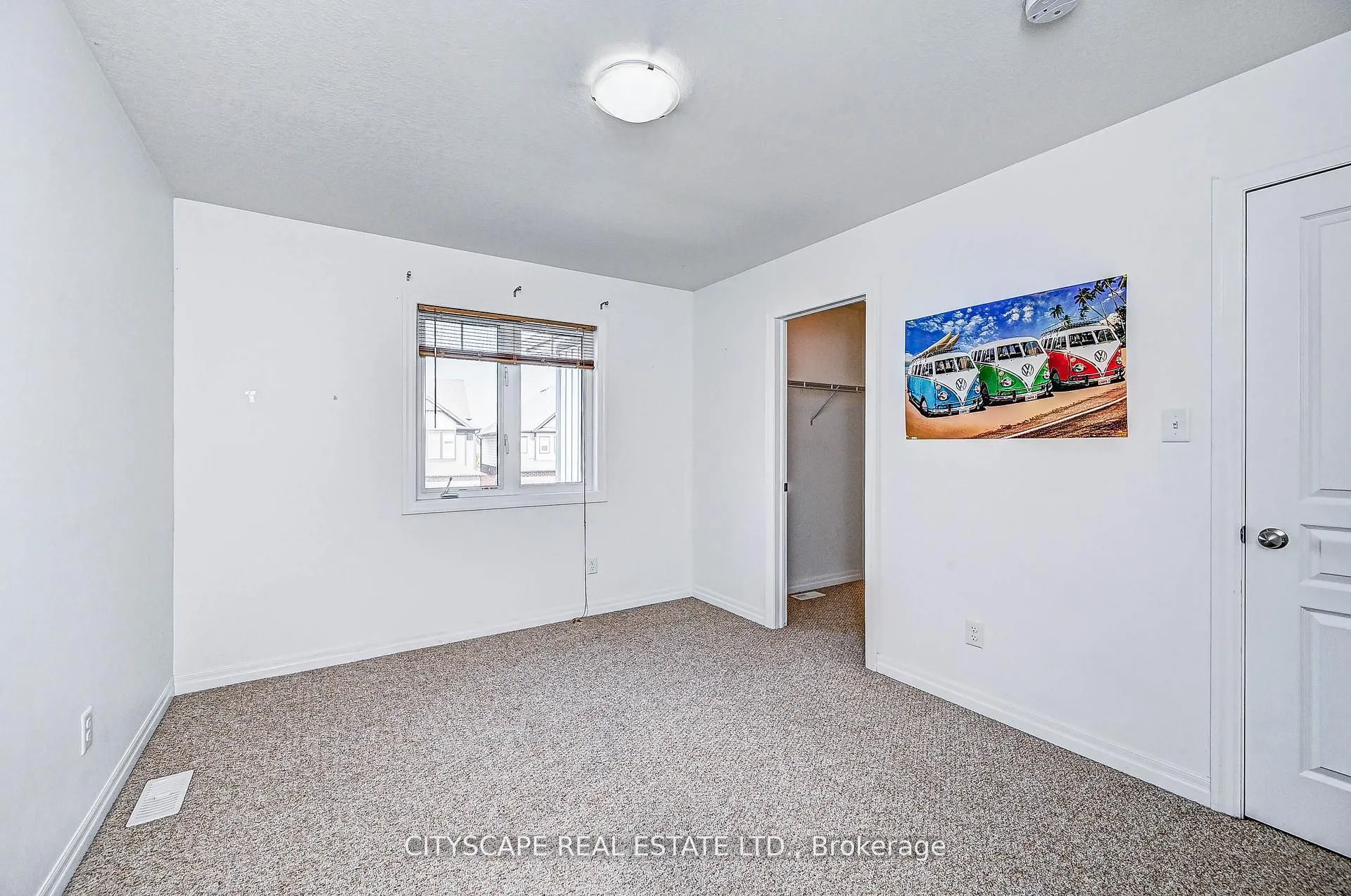 6 Castlebay Street