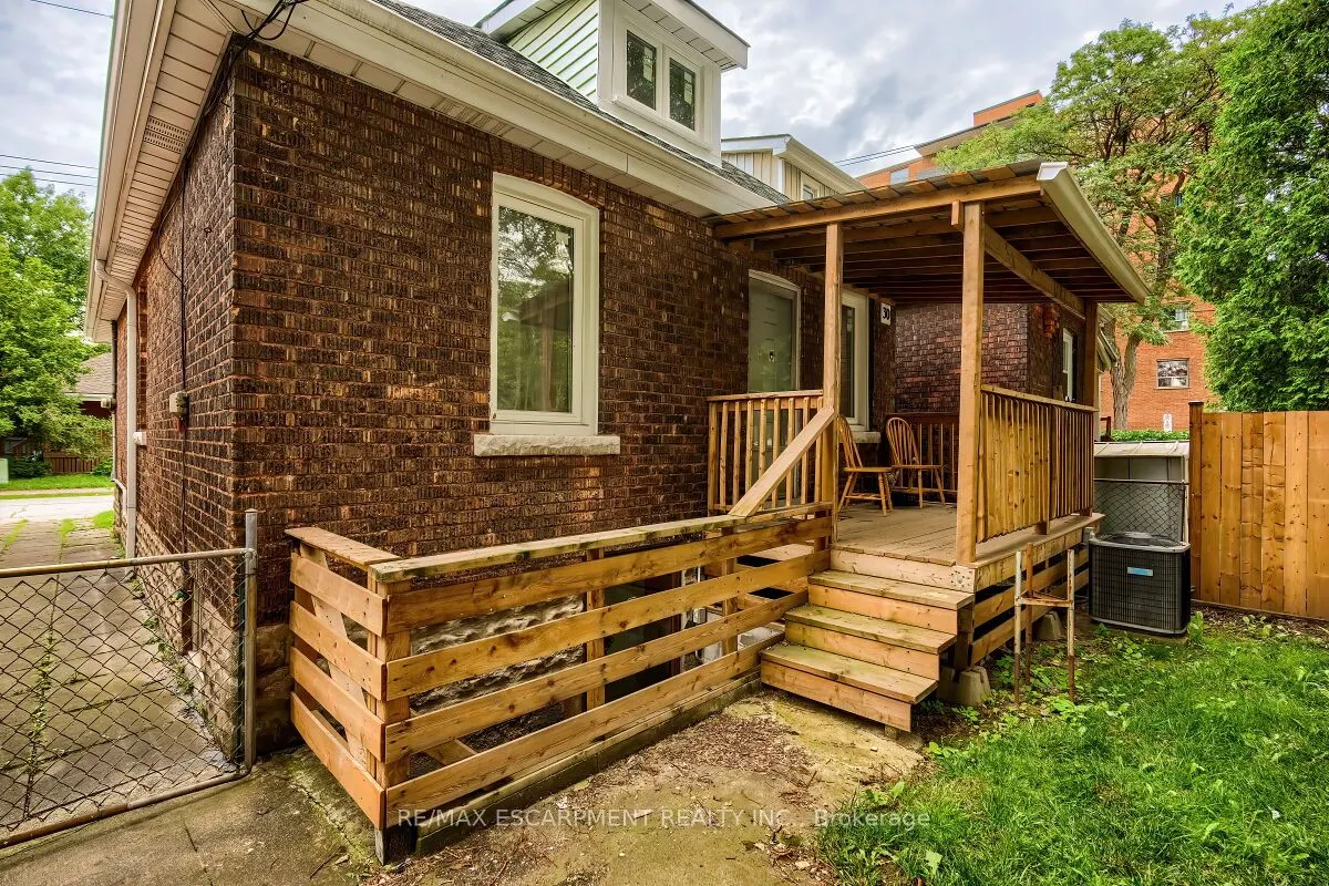 30 Webber Avenue