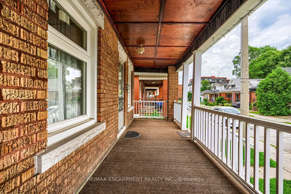 30 Webber Avenue