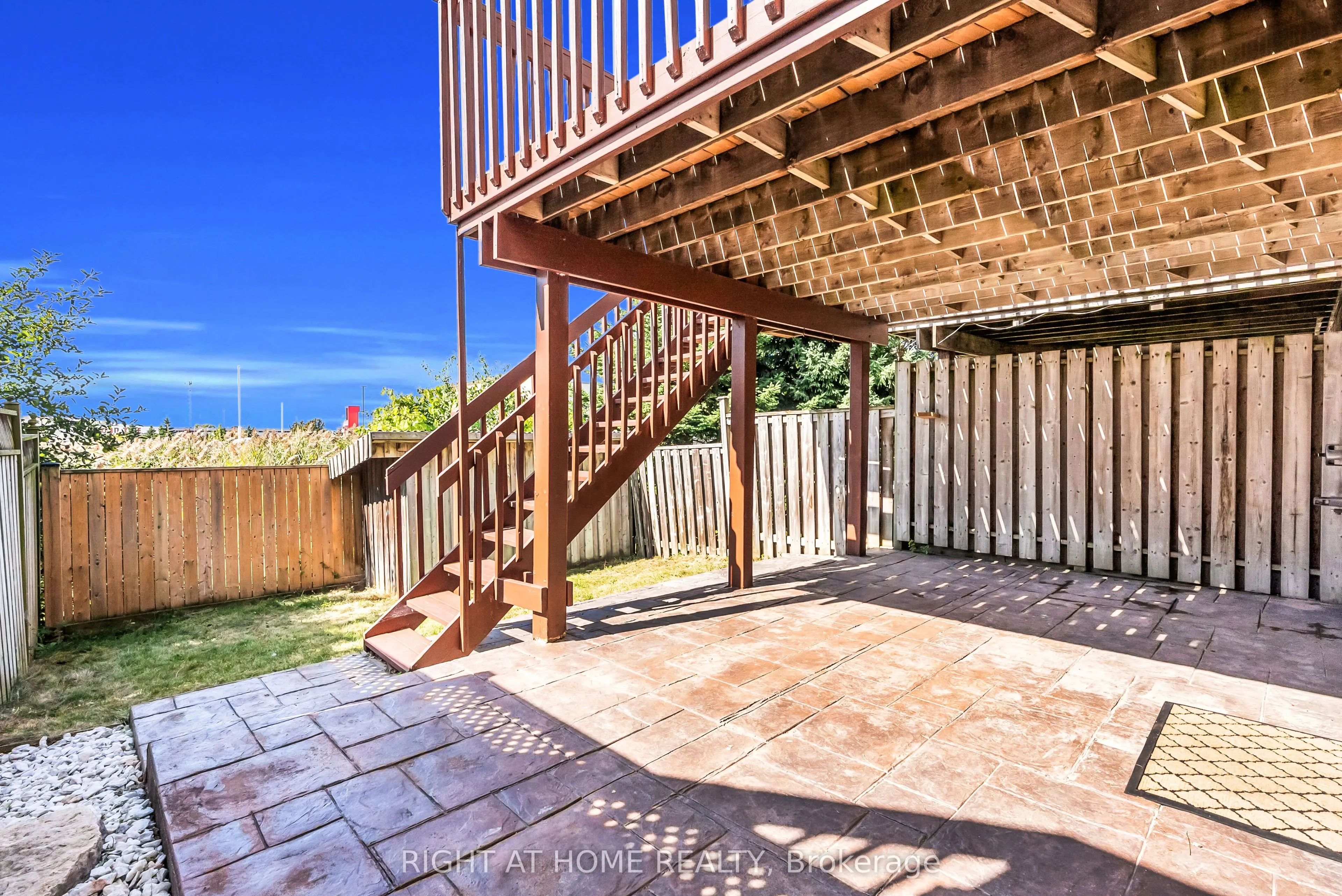 20 SLATER Court