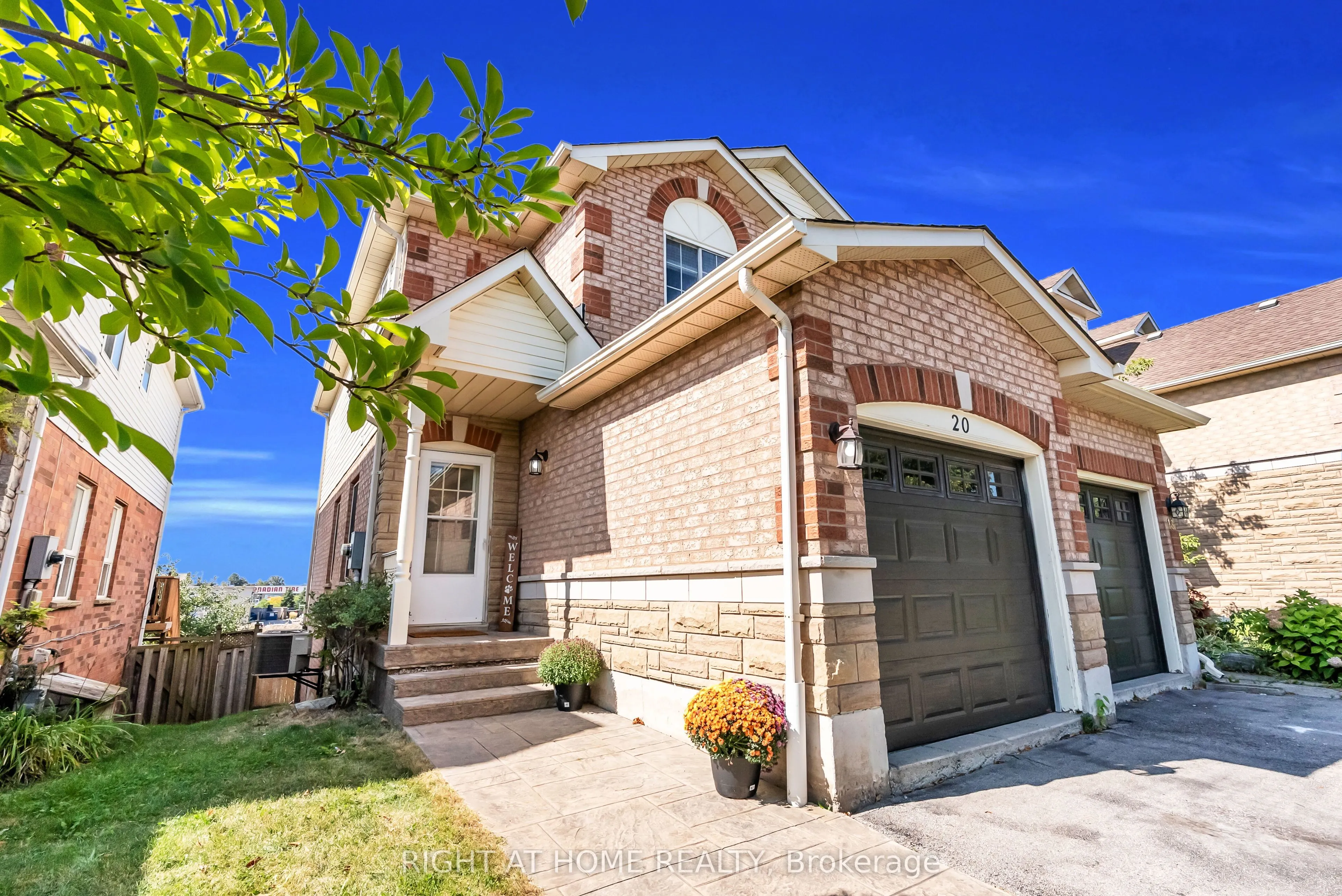 20 SLATER Court