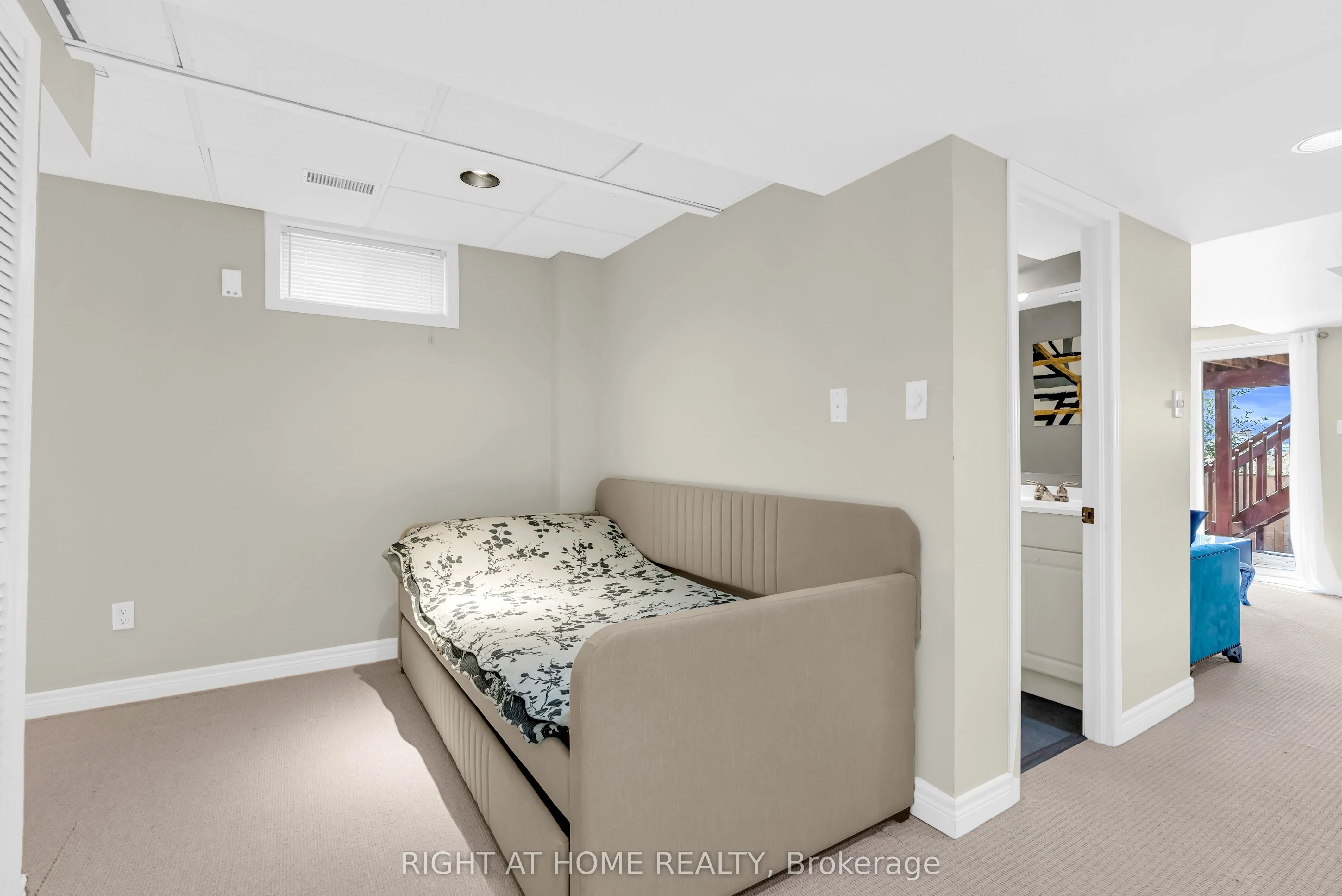 20 SLATER Court