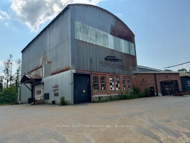 101 ENTRANCE Drive