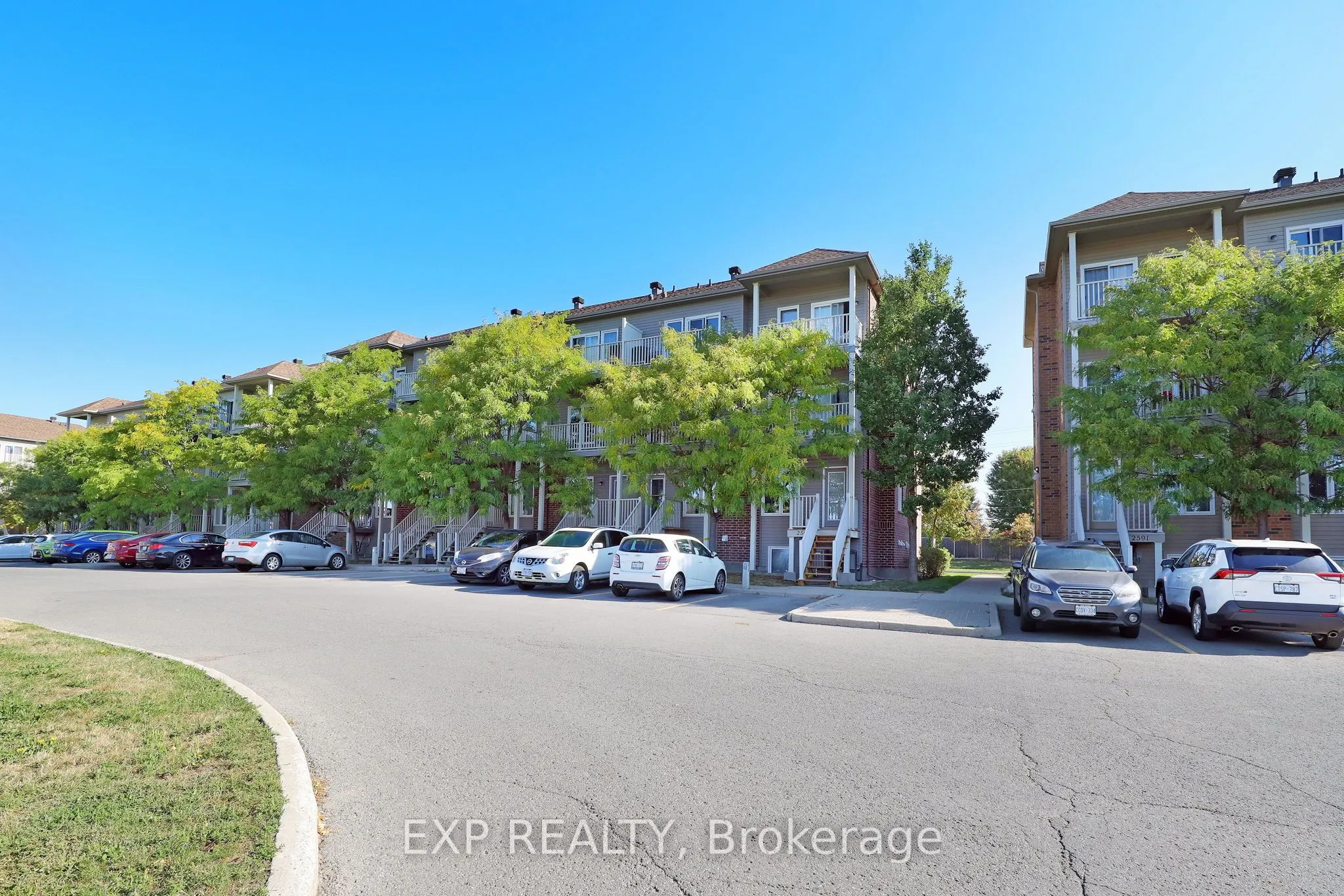 2559 Longfields Drive, #24