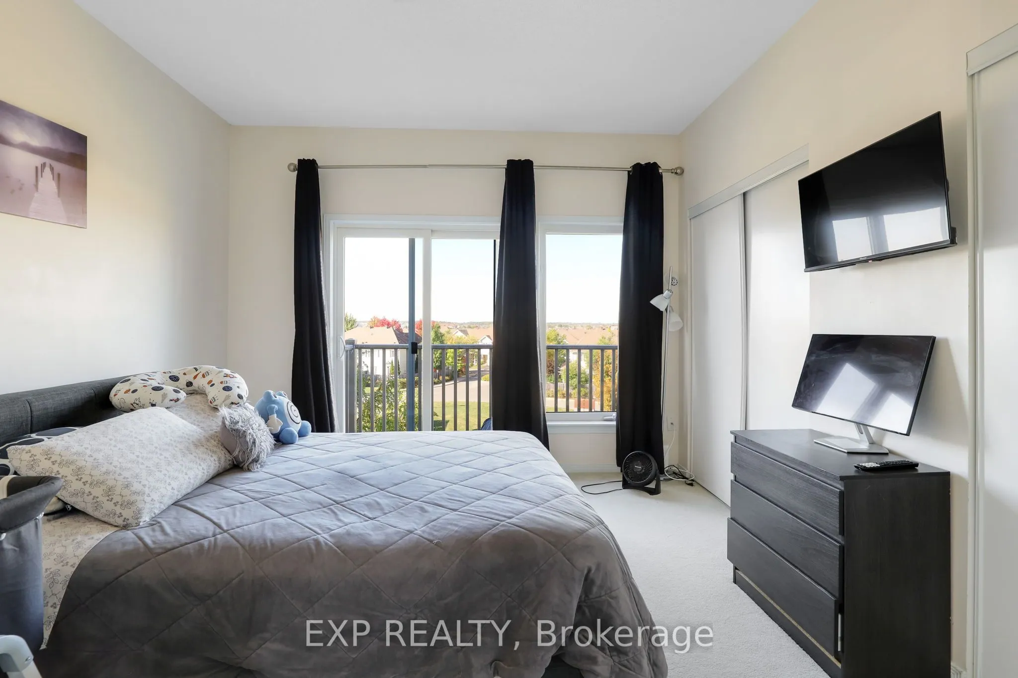 2559 Longfields Drive, #24
