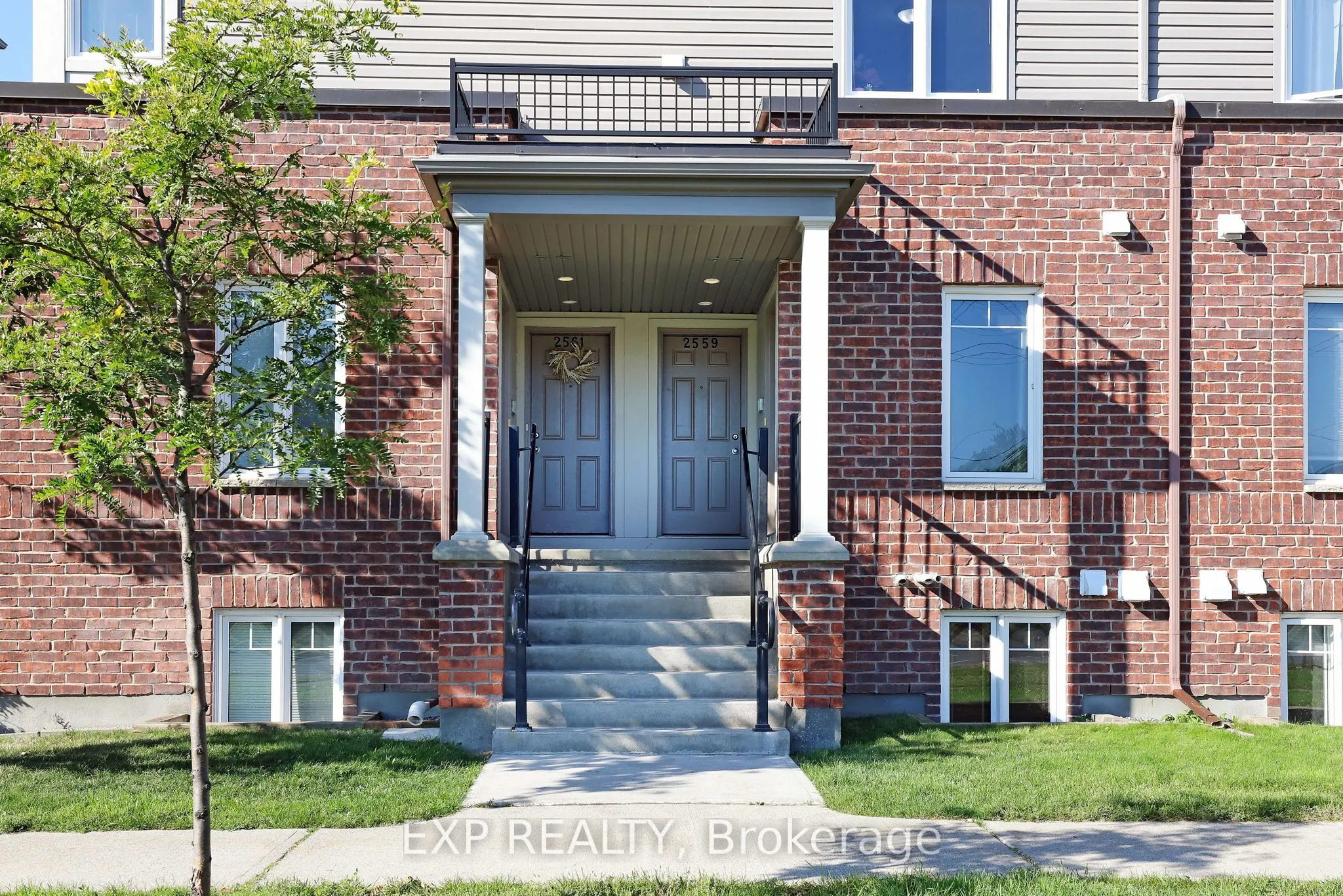 2559 Longfields Drive, #24