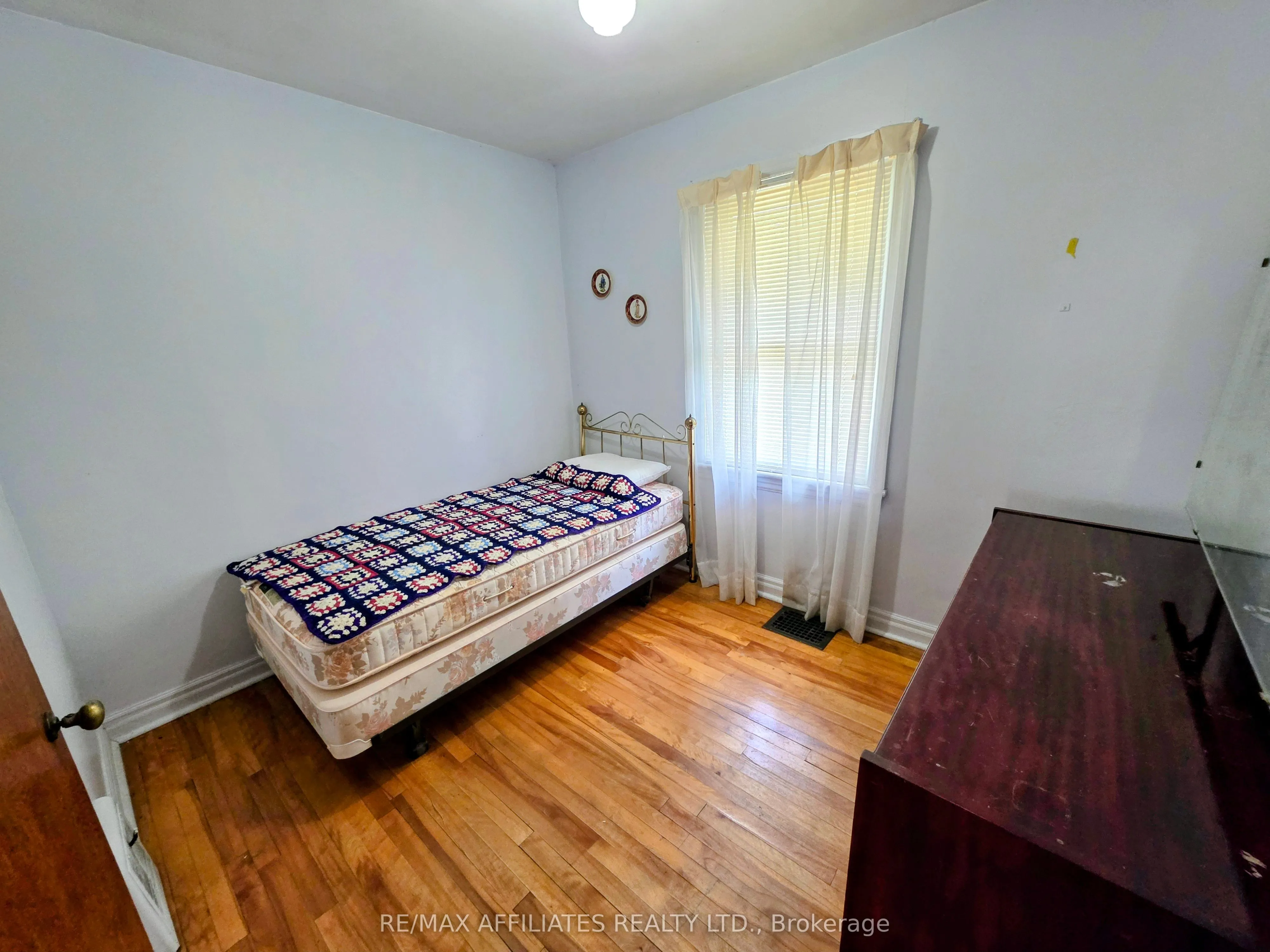 41 Elgin Street W