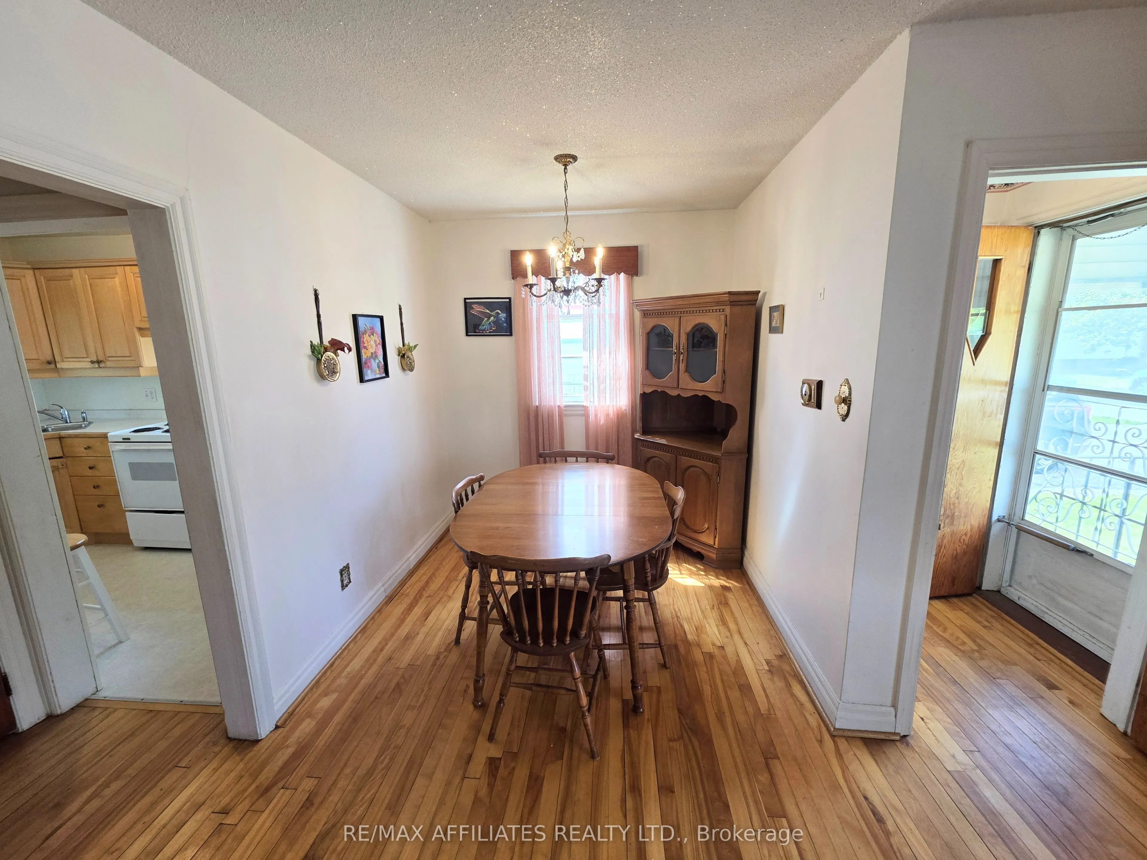 41 Elgin Street W