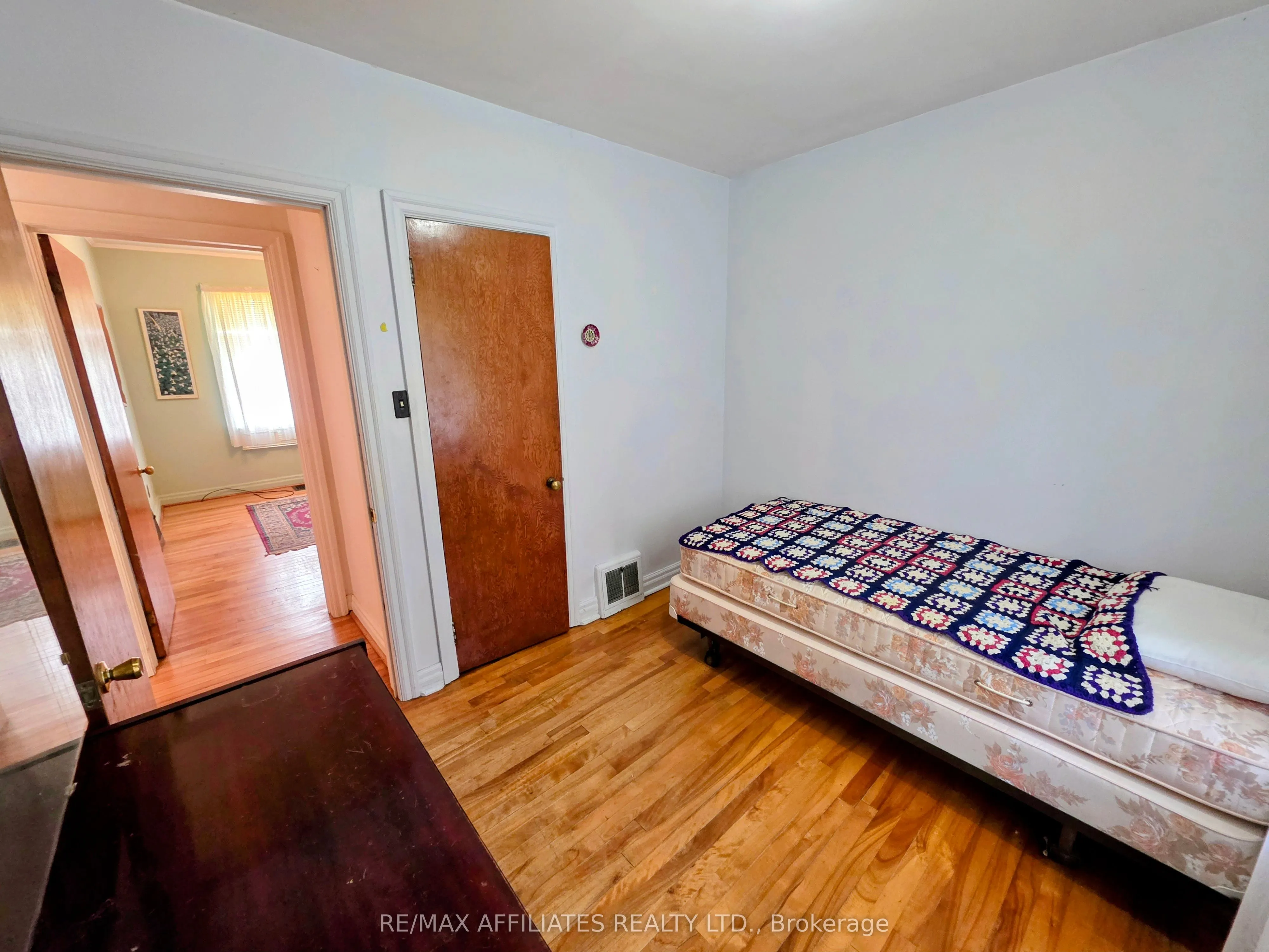 41 Elgin Street W