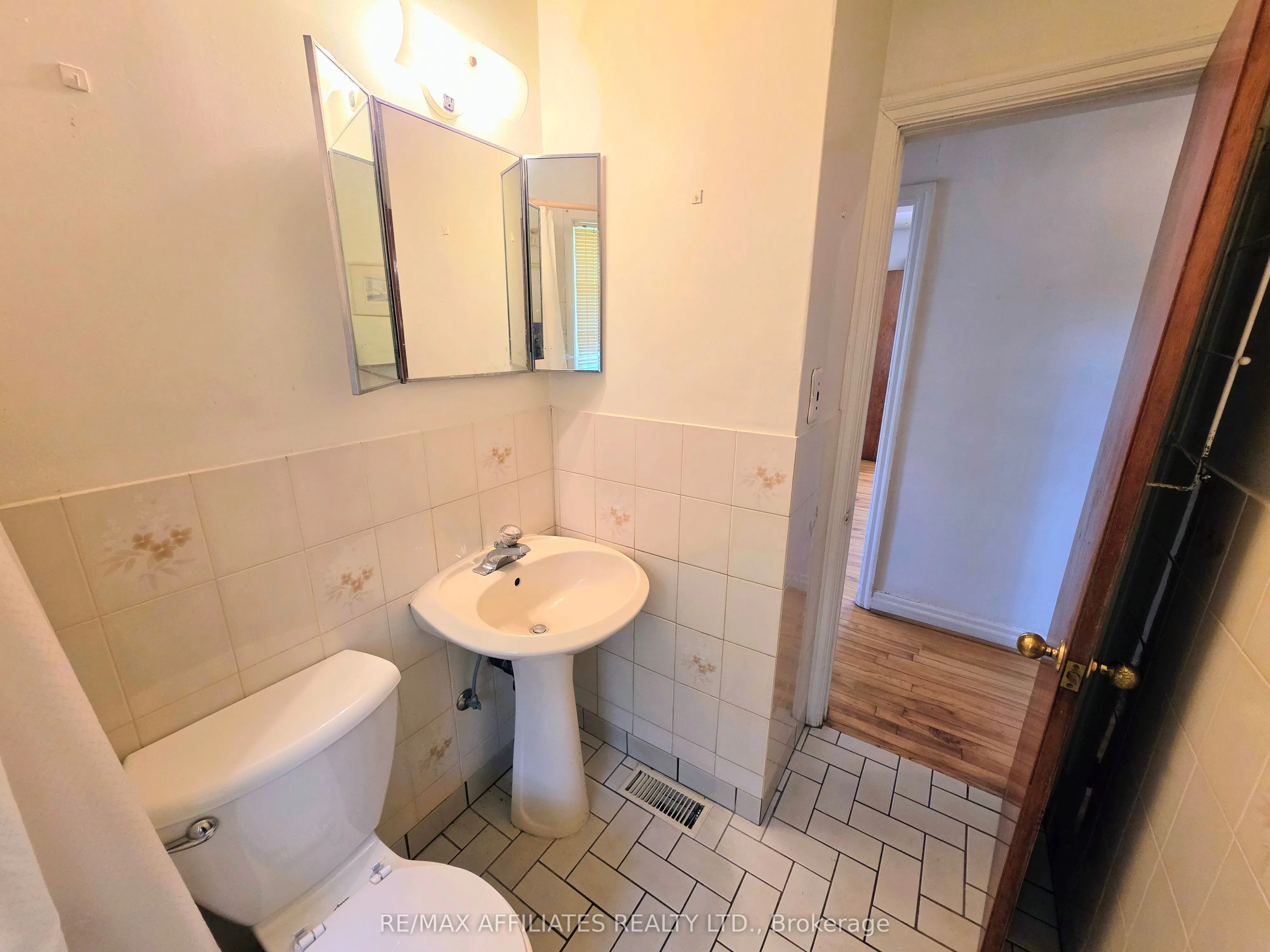 41 Elgin Street W