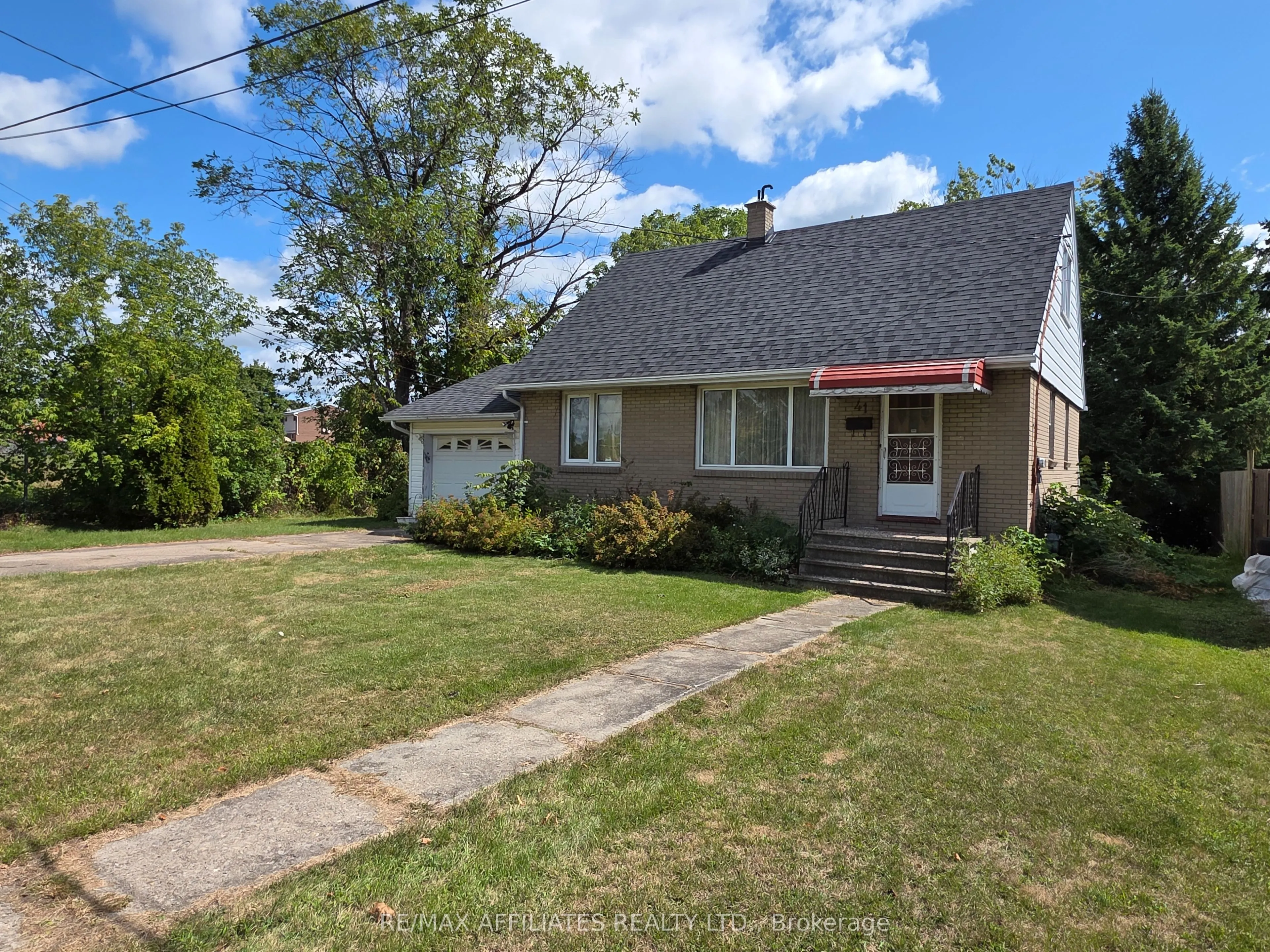 41 Elgin Street W