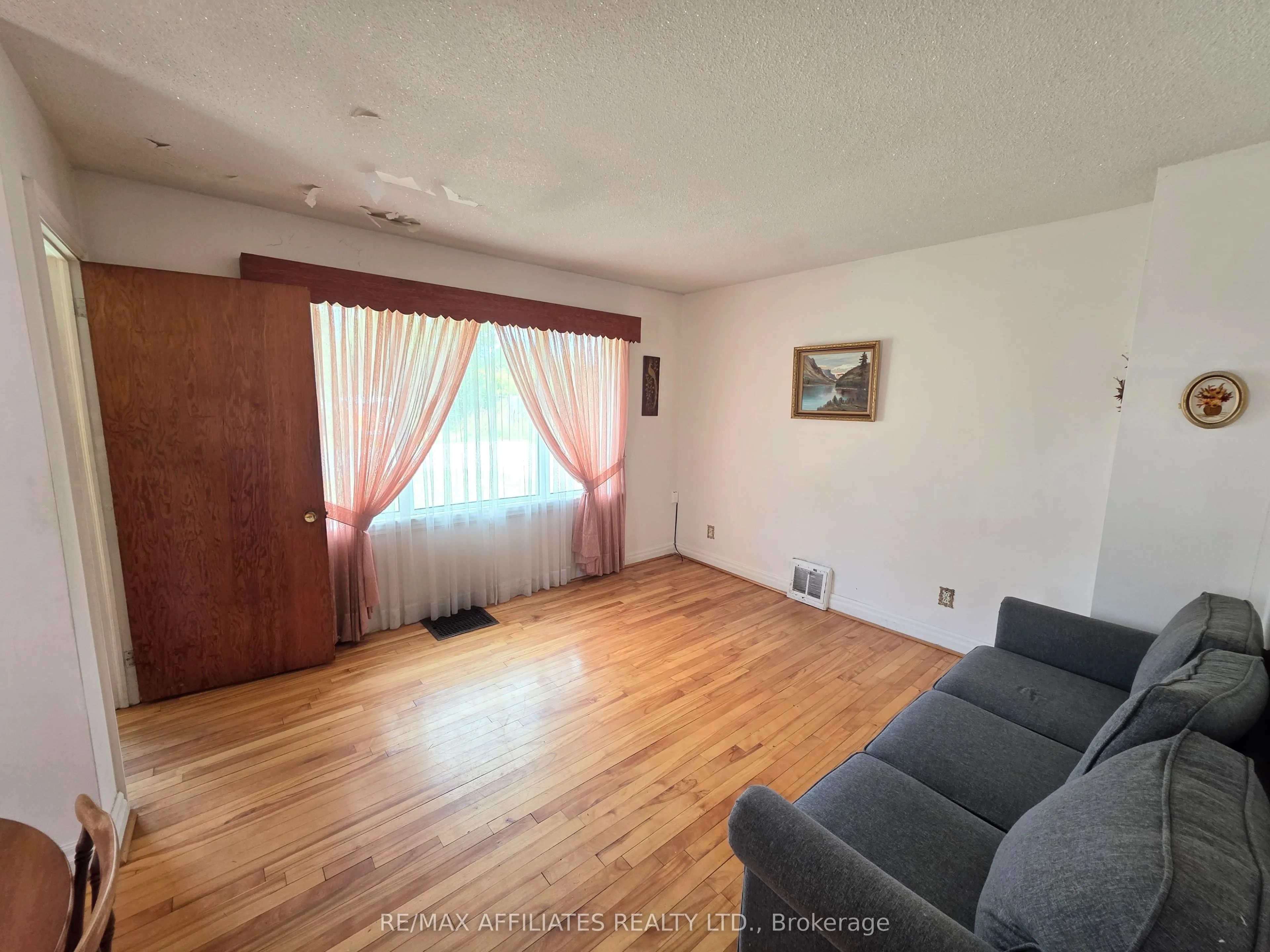 41 Elgin Street W