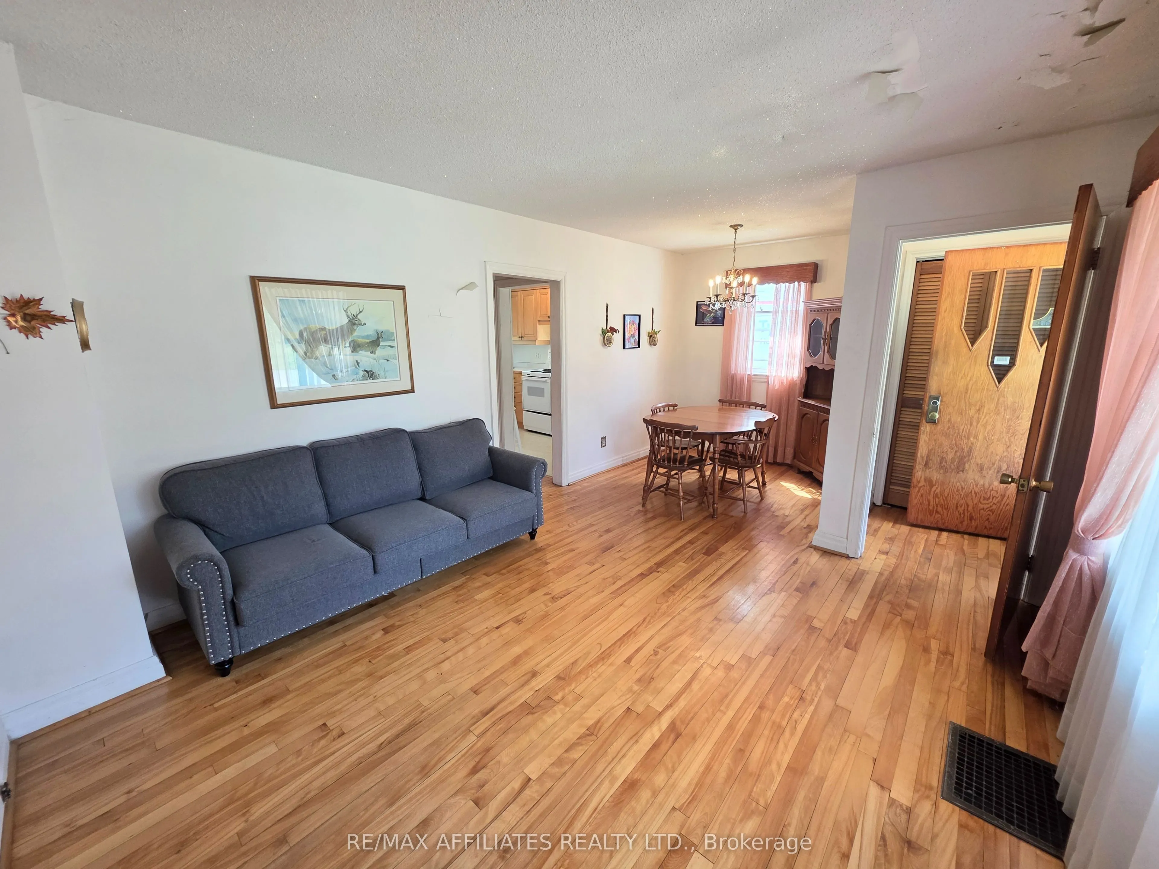 41 Elgin Street W