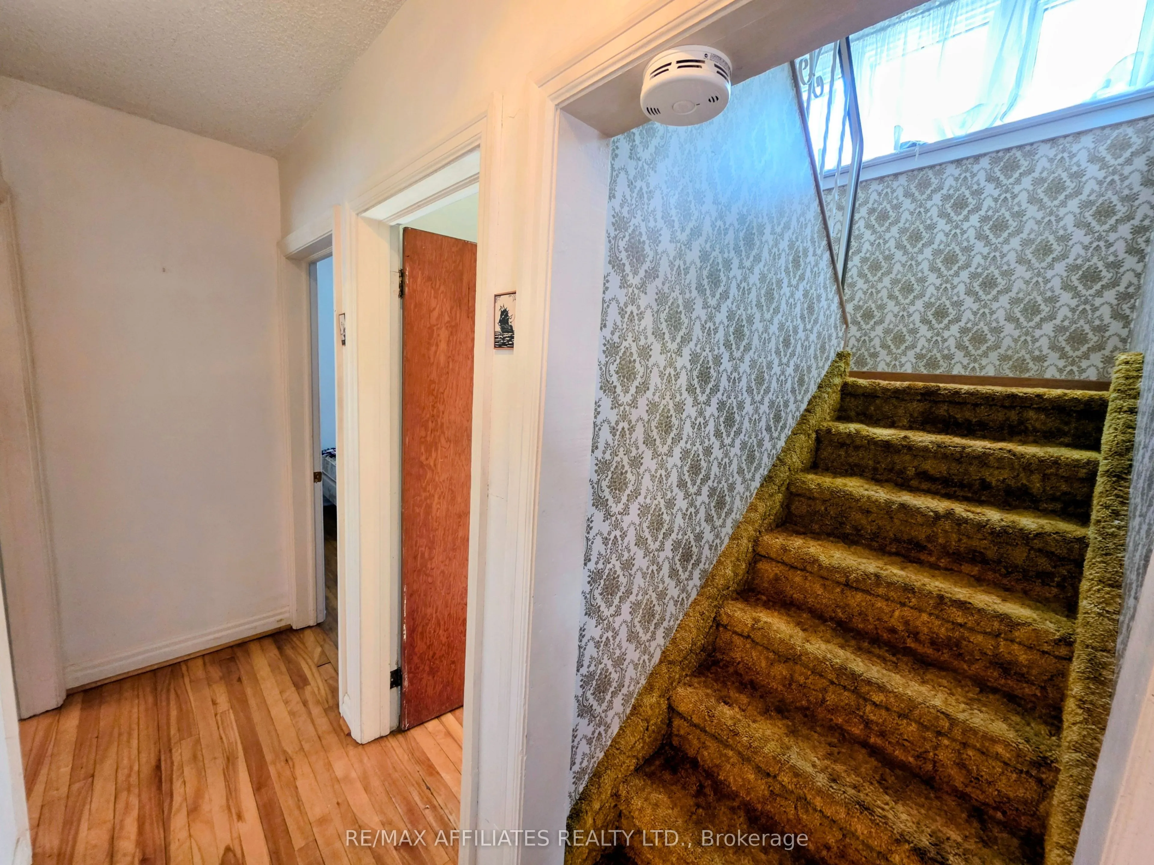 41 Elgin Street W