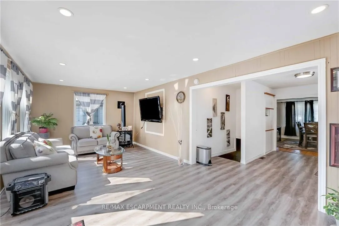 111 East 25th Street