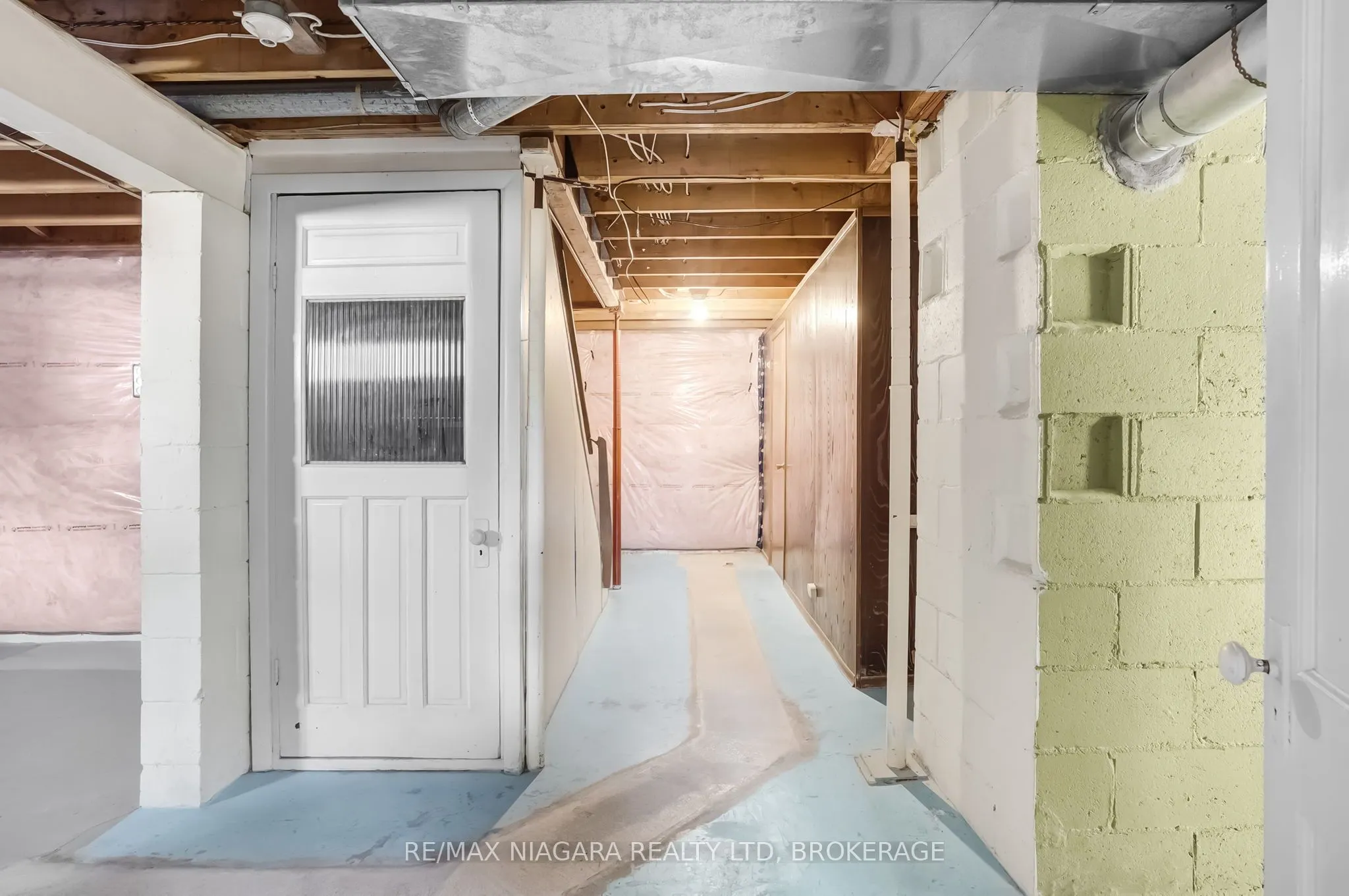 85 Diffin Drive