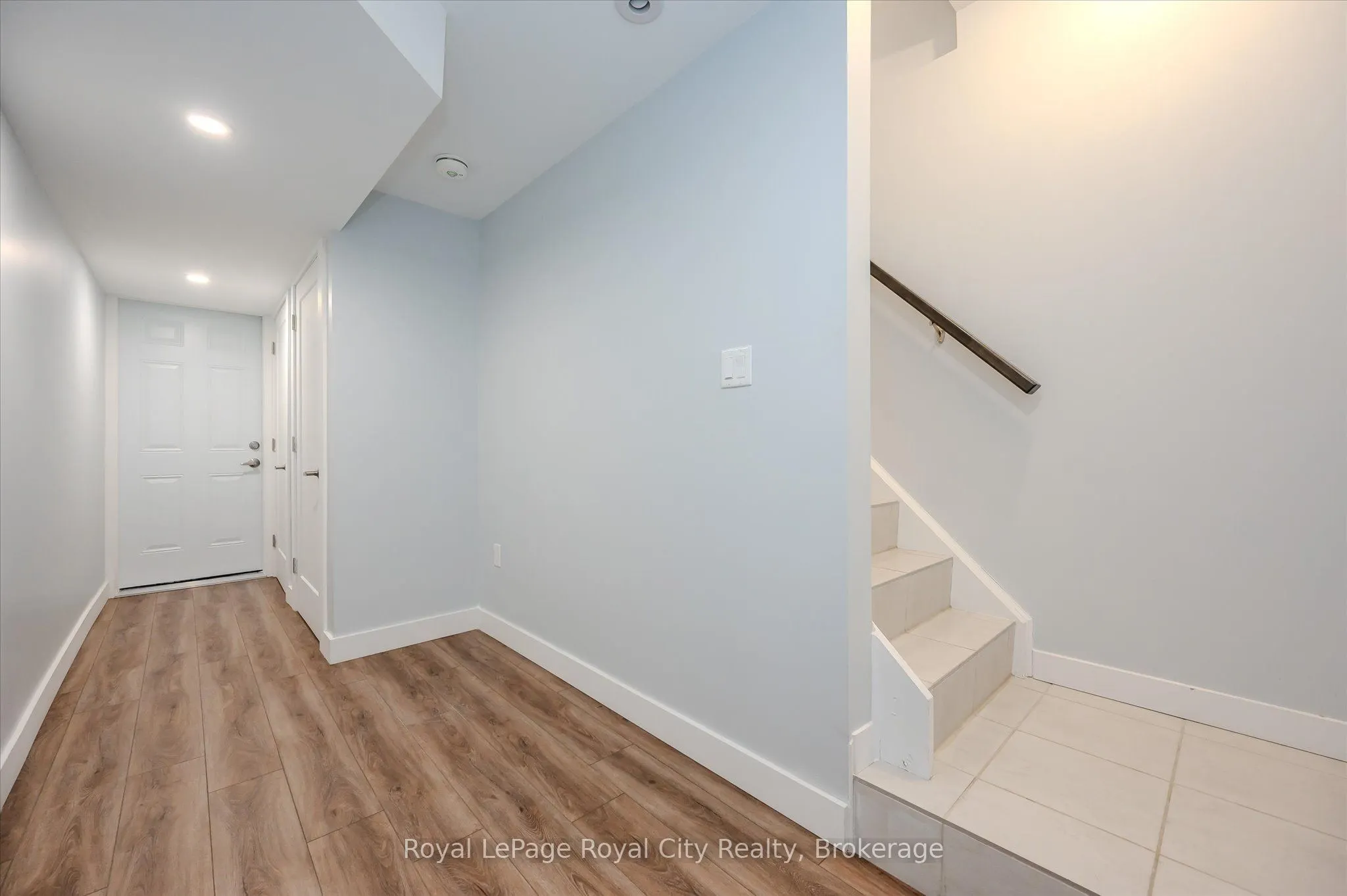 49 Ryder Avenue