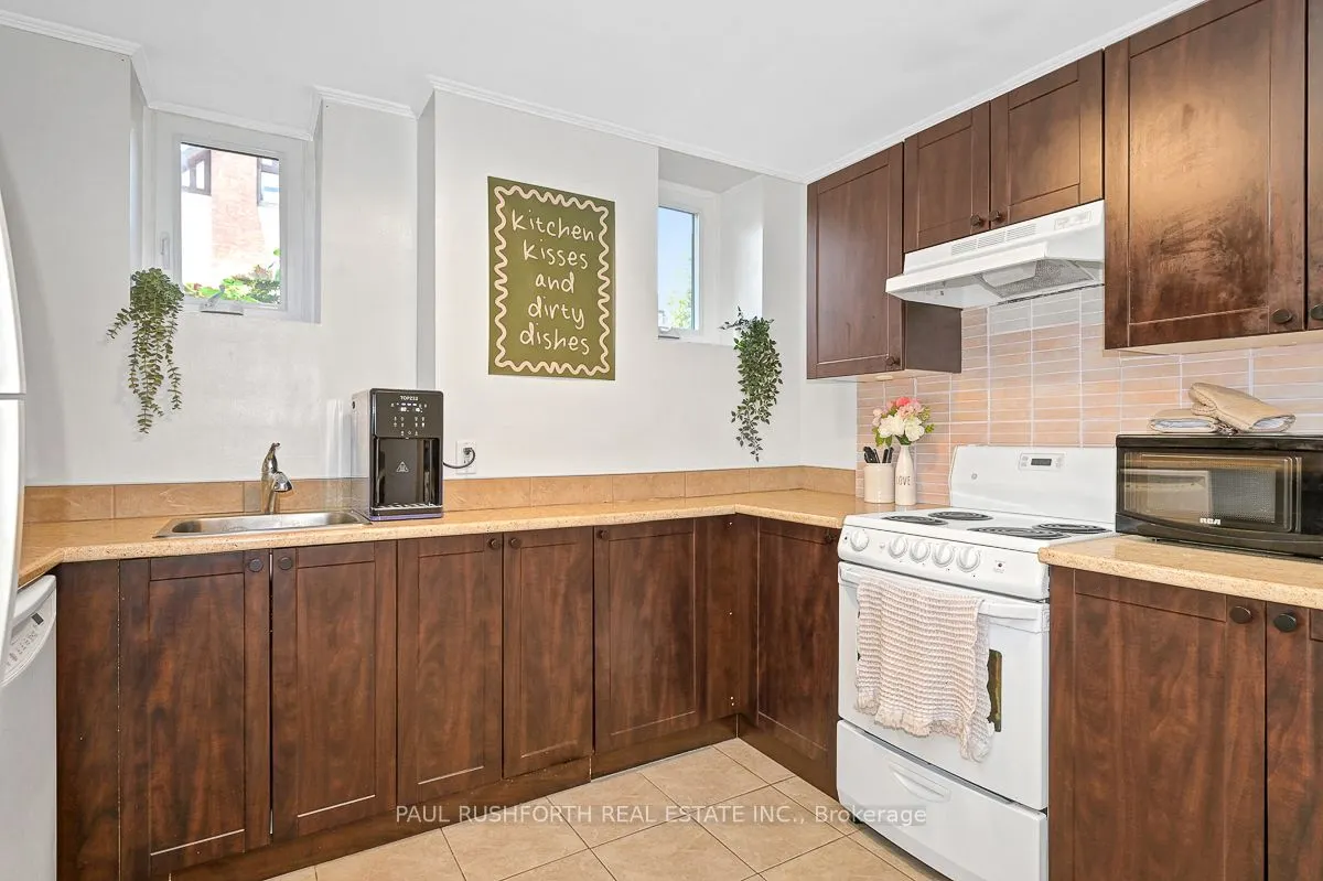 244 Charlotte Street, #1