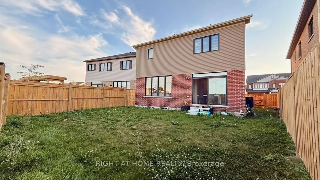 52 Royal Coachman Way