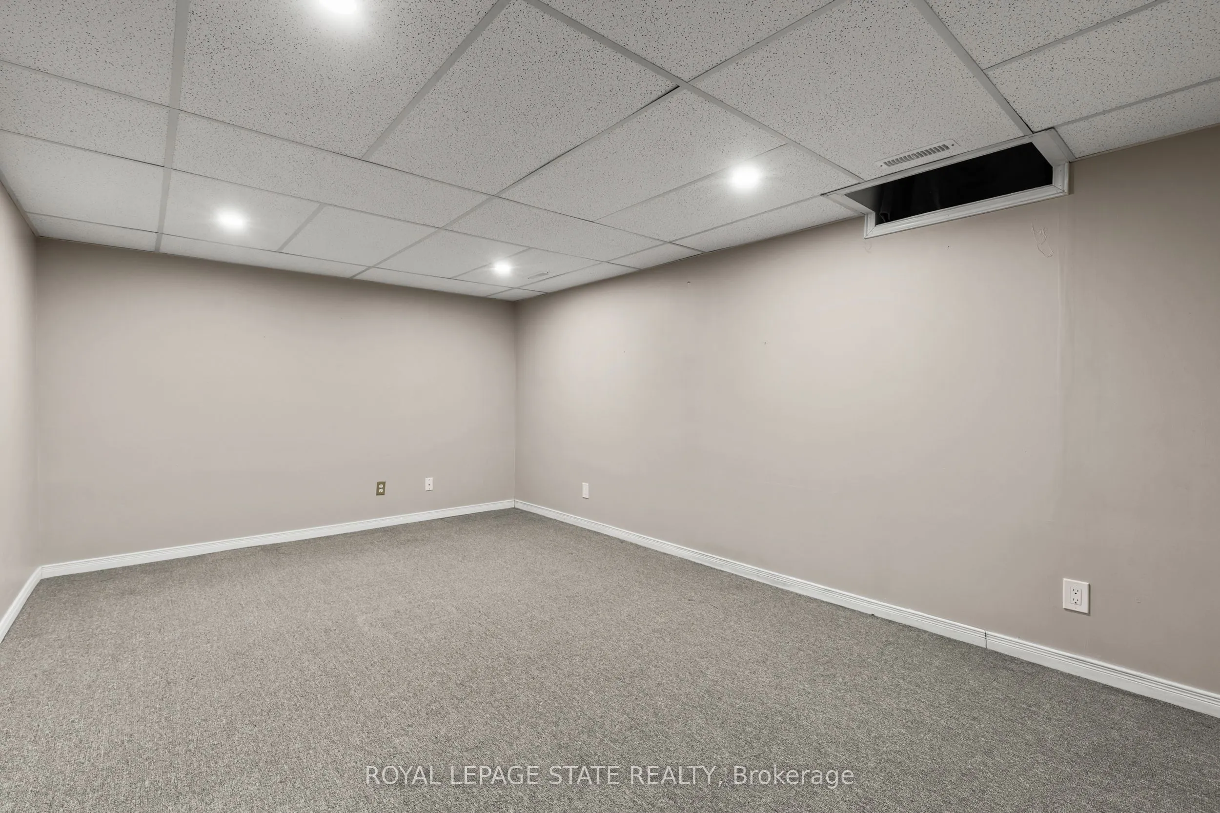 1860 Upper Gage Avenue, #11
