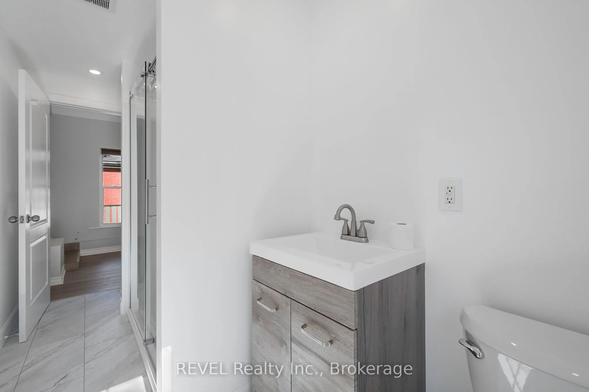 166 James Street, #Unit 2