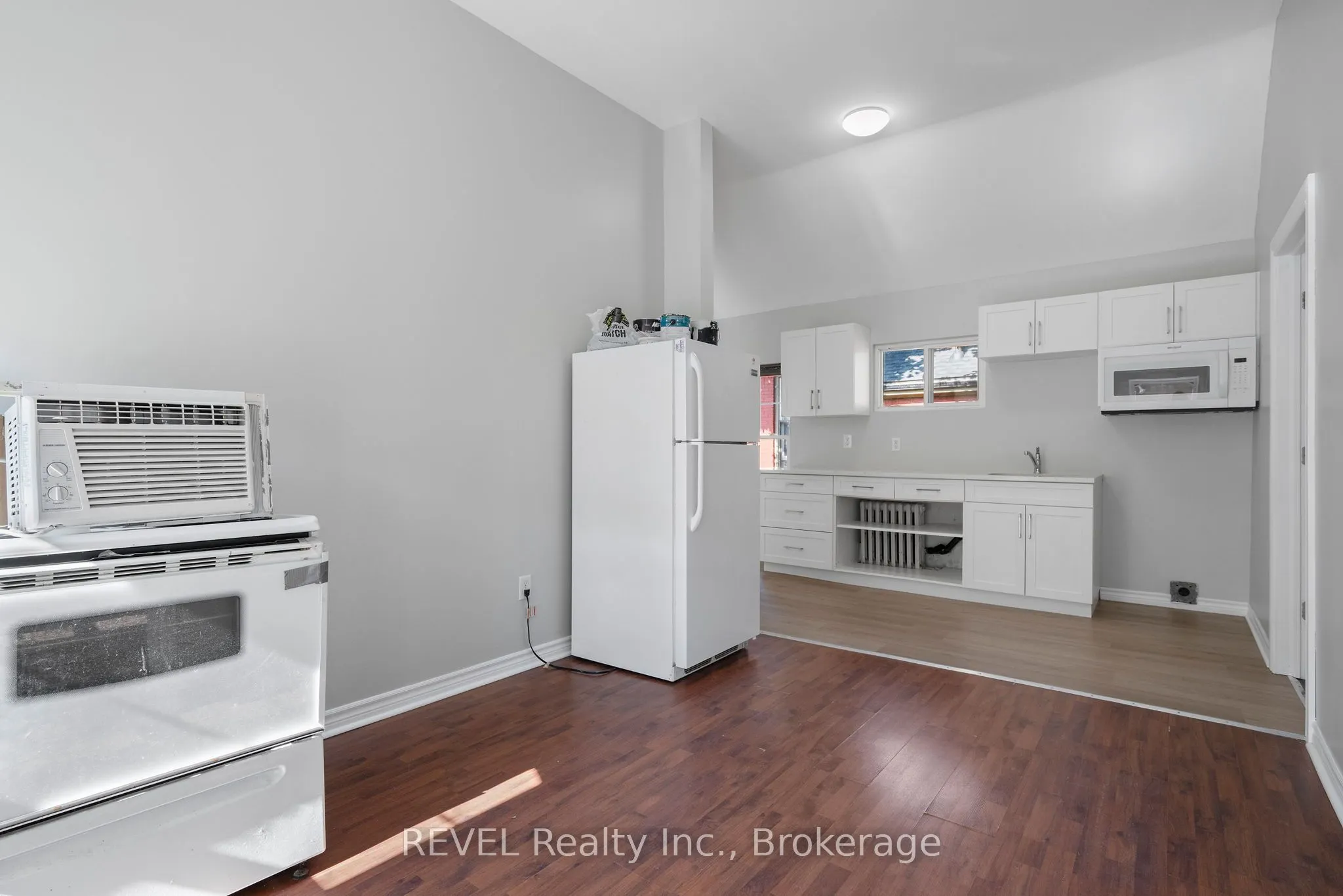 166 James Street, #Unit 2