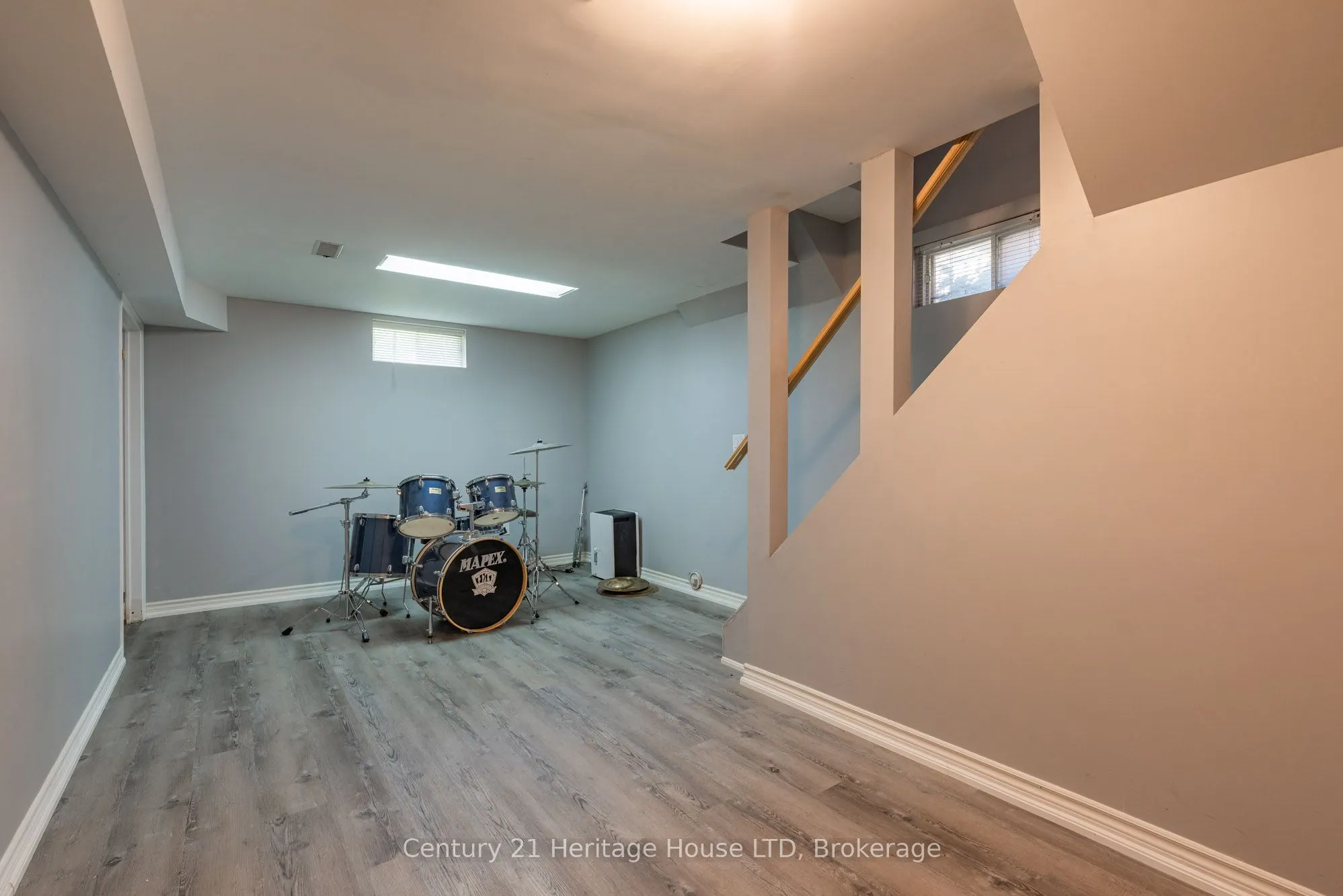 160 Northwood Drive