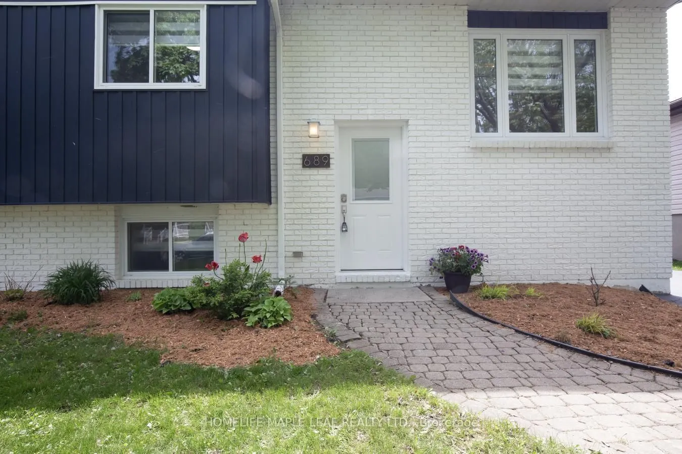689 Macyoung Drive W