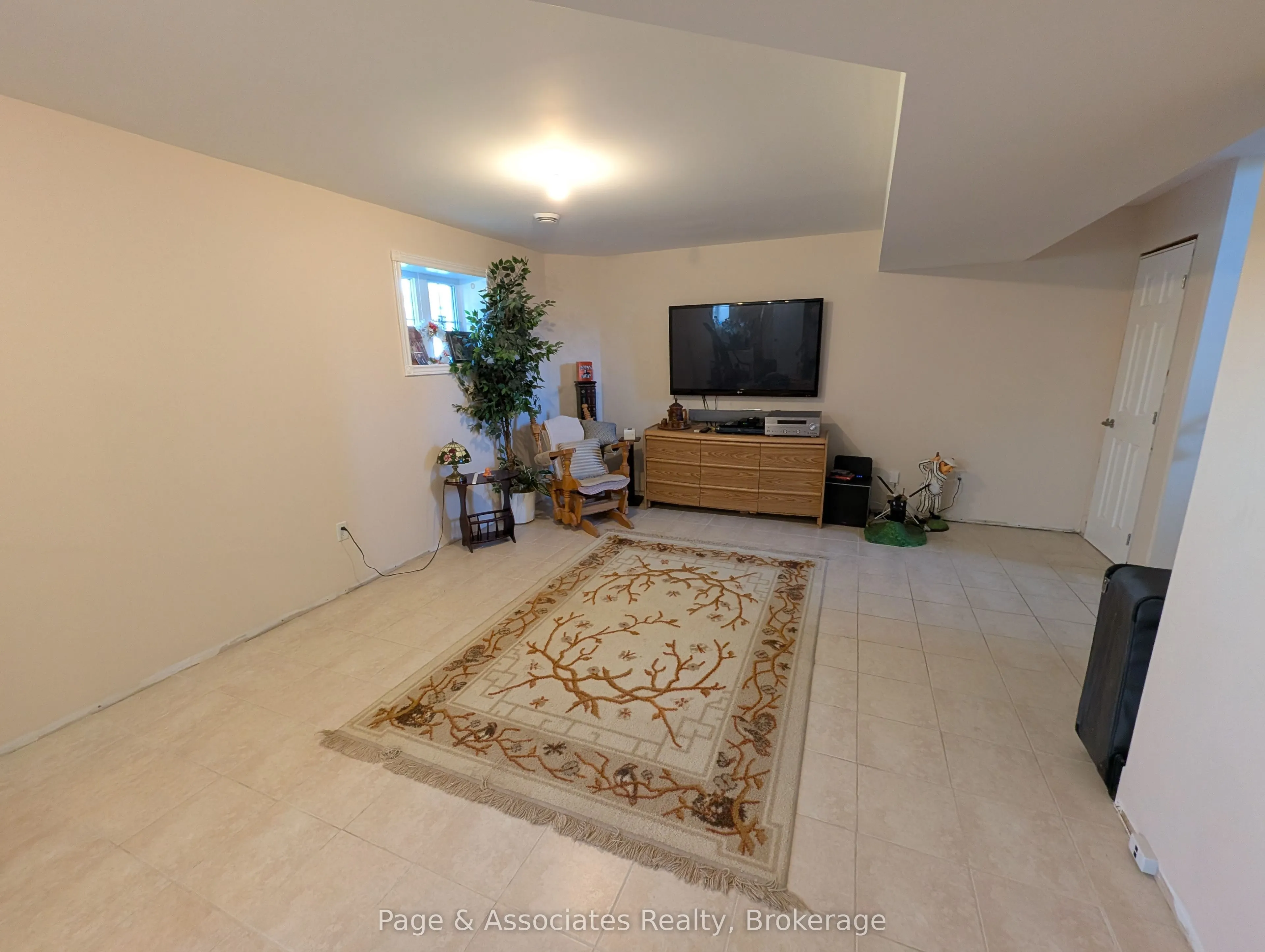 37 Tamerack Avenue