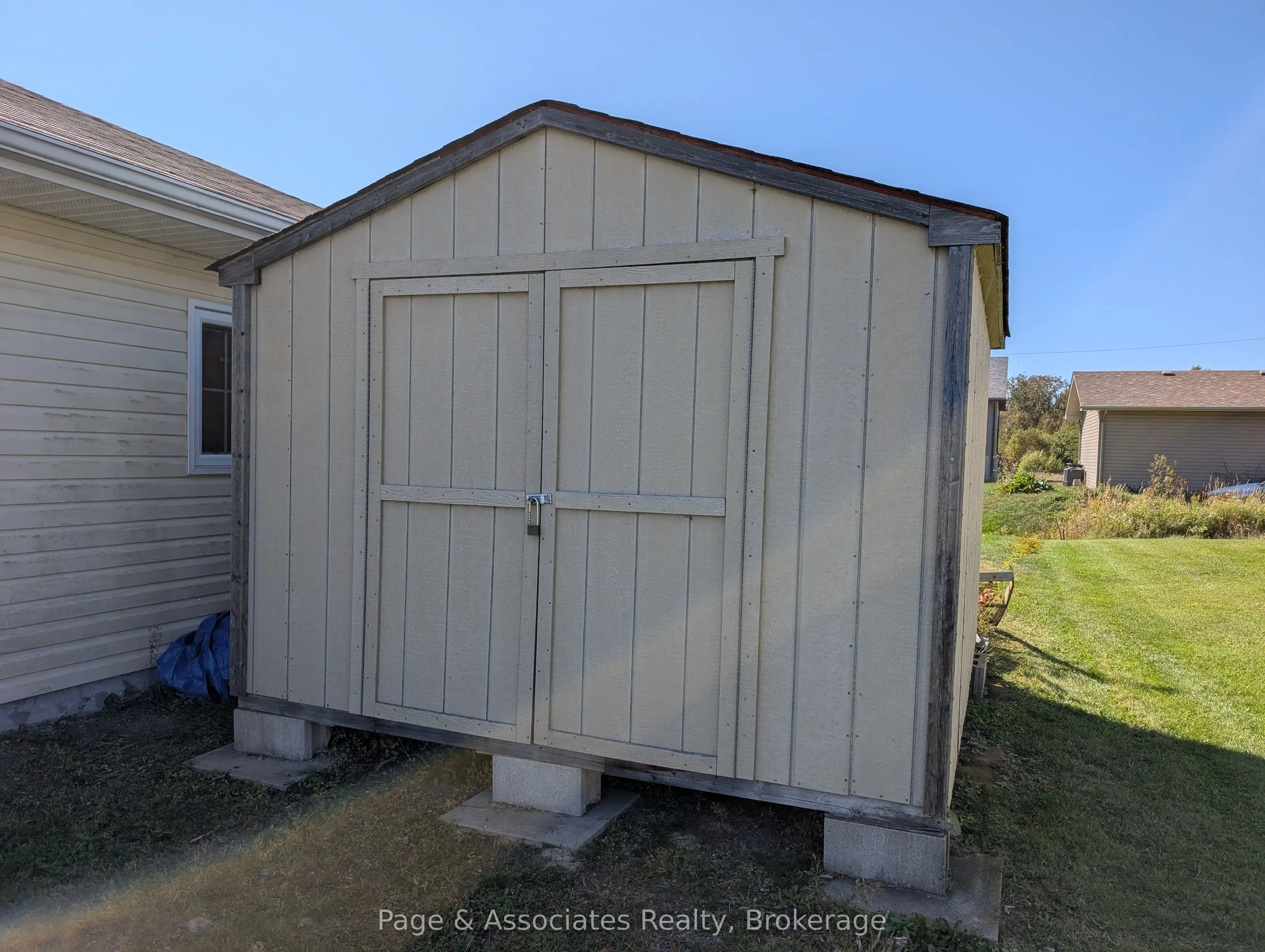 37 Tamerack Avenue