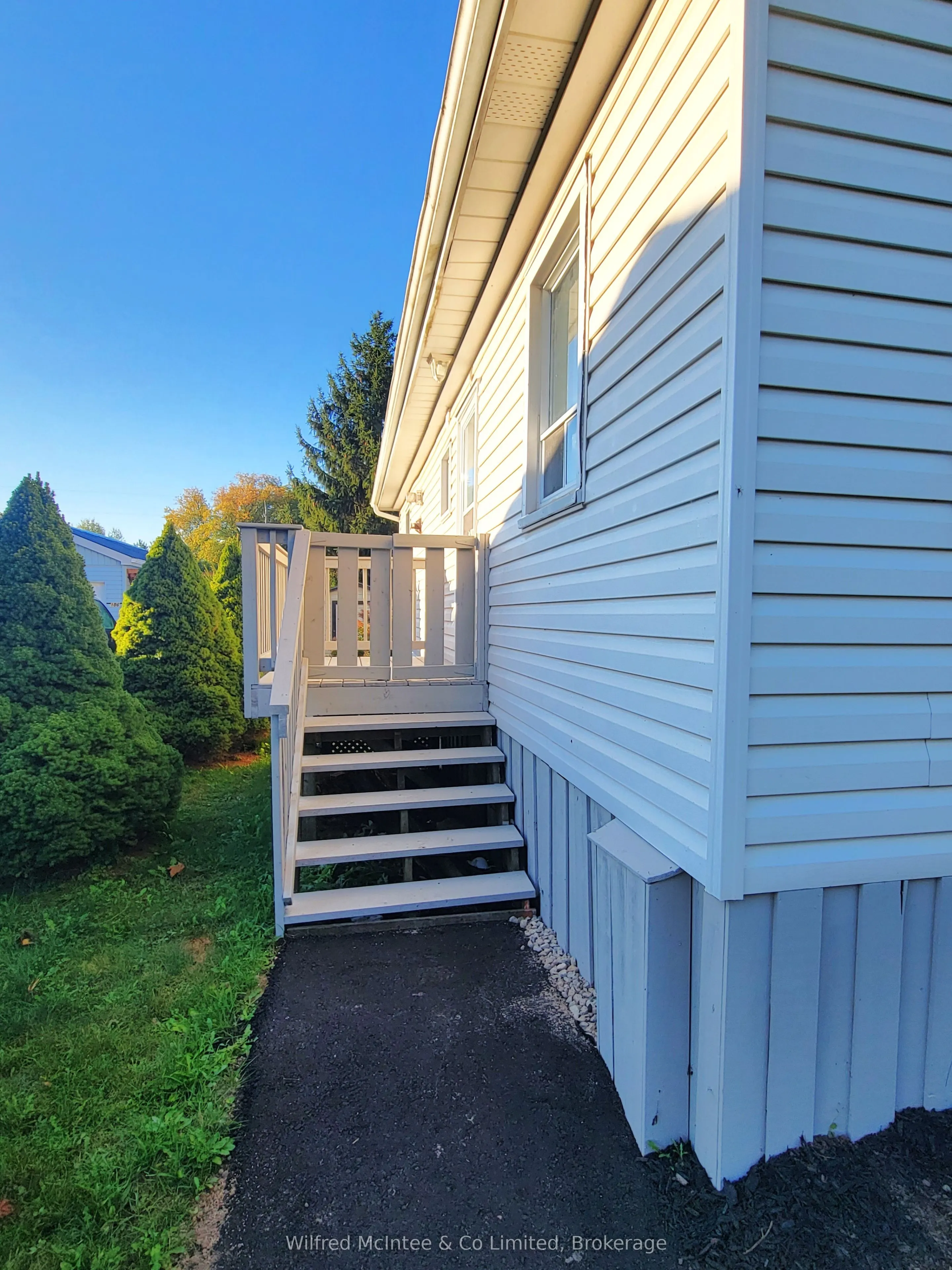 104 MEADOWS Drive