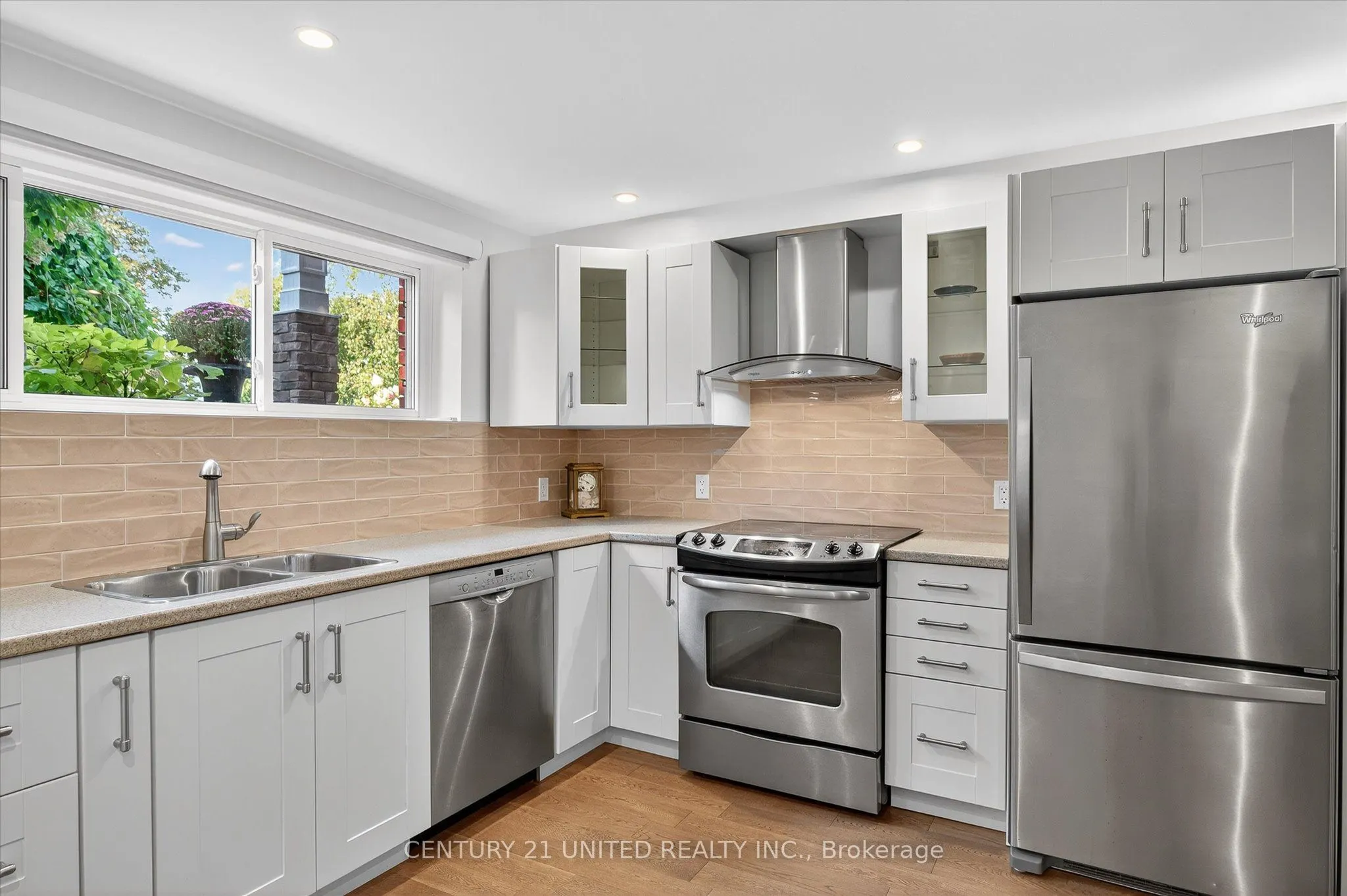 114 Oakwood Crescent