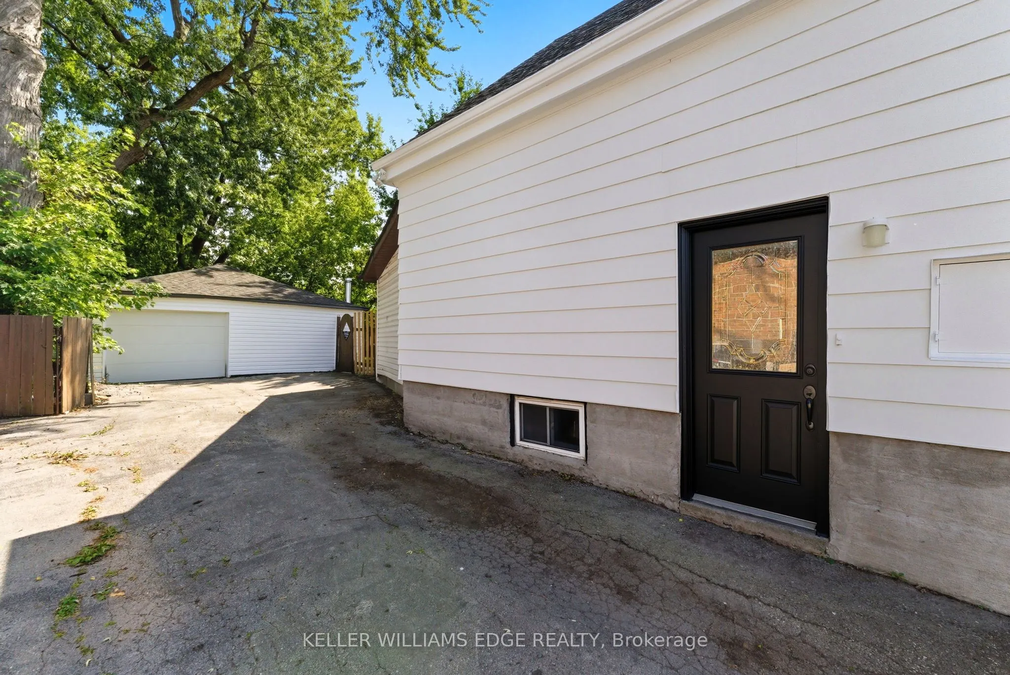 239 East 22nd Street