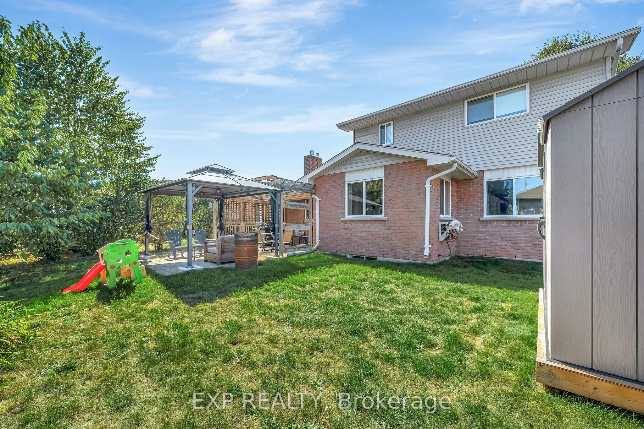6 Taylor Court