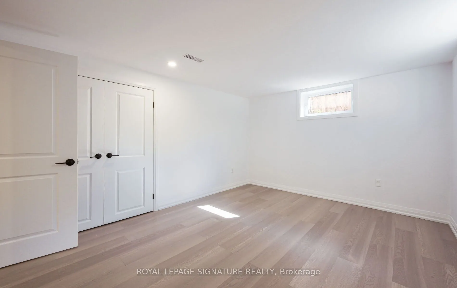 262 Barton Street