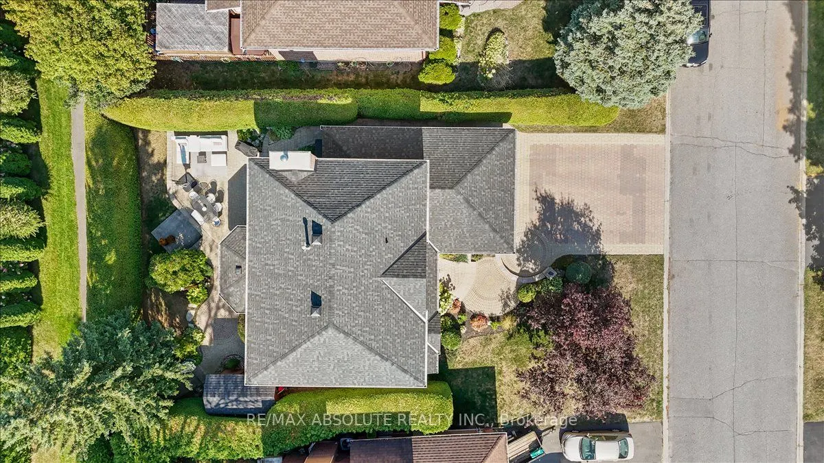 3 Buttonwood Trail