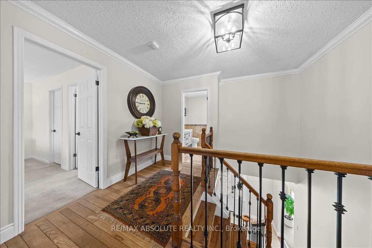 3 Buttonwood Trail