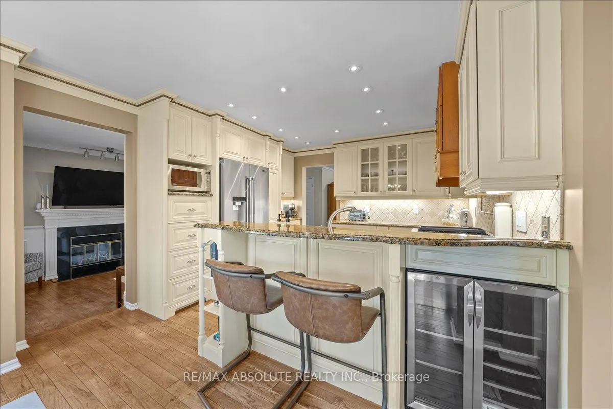 3 Buttonwood Trail