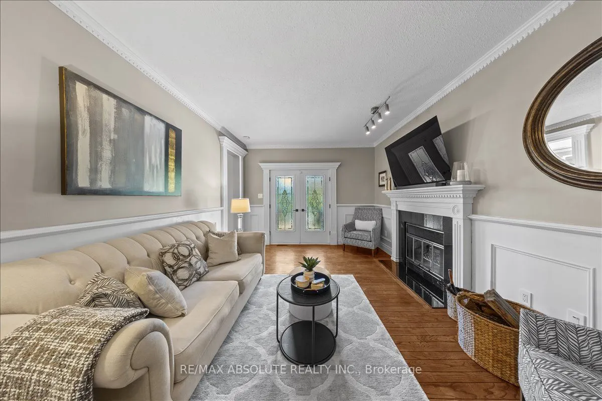 3 Buttonwood Trail