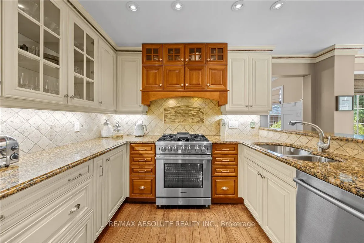 3 Buttonwood Trail