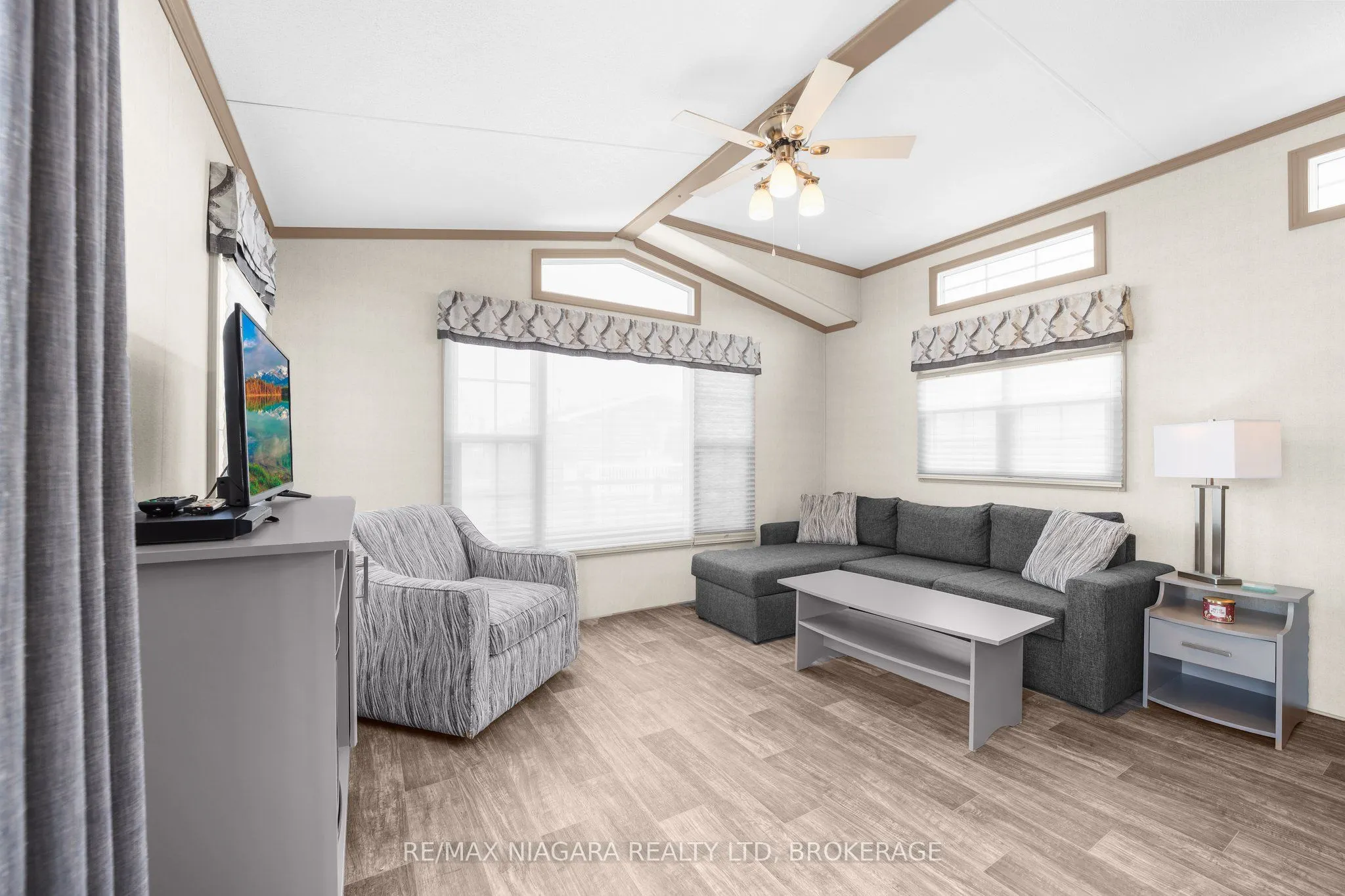 1501 LINE 8 Road, #210