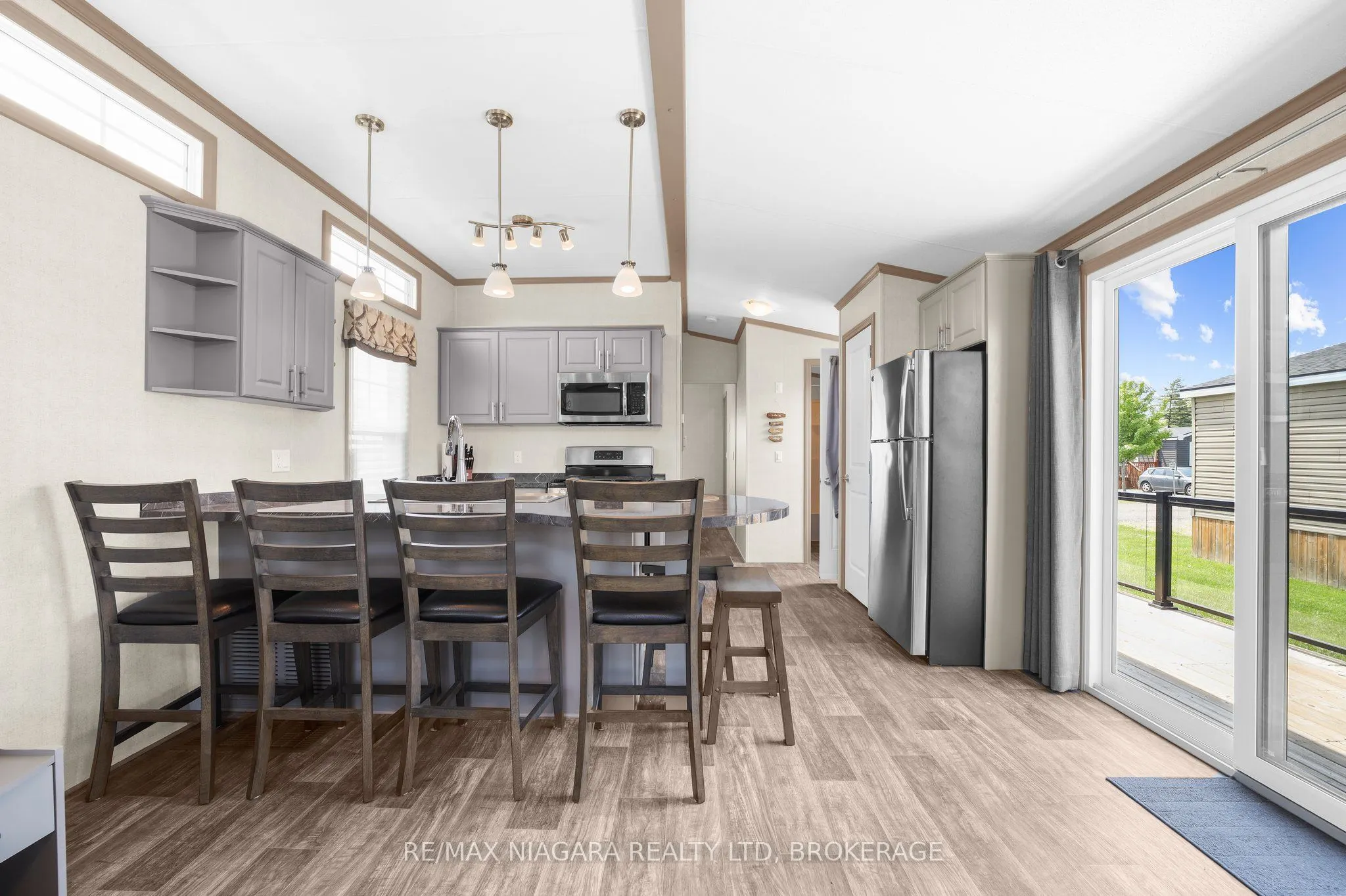 1501 LINE 8 Road, #210