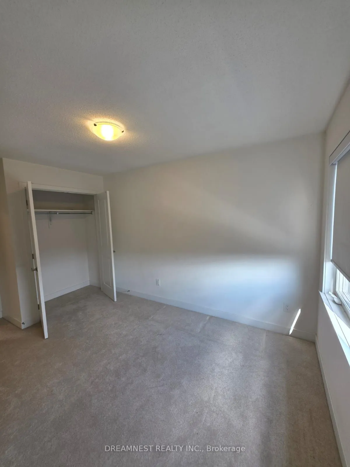 854 ANCIANO Crescent
