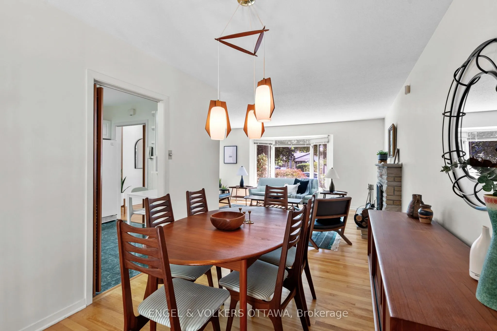 609 Blanchard Crescent